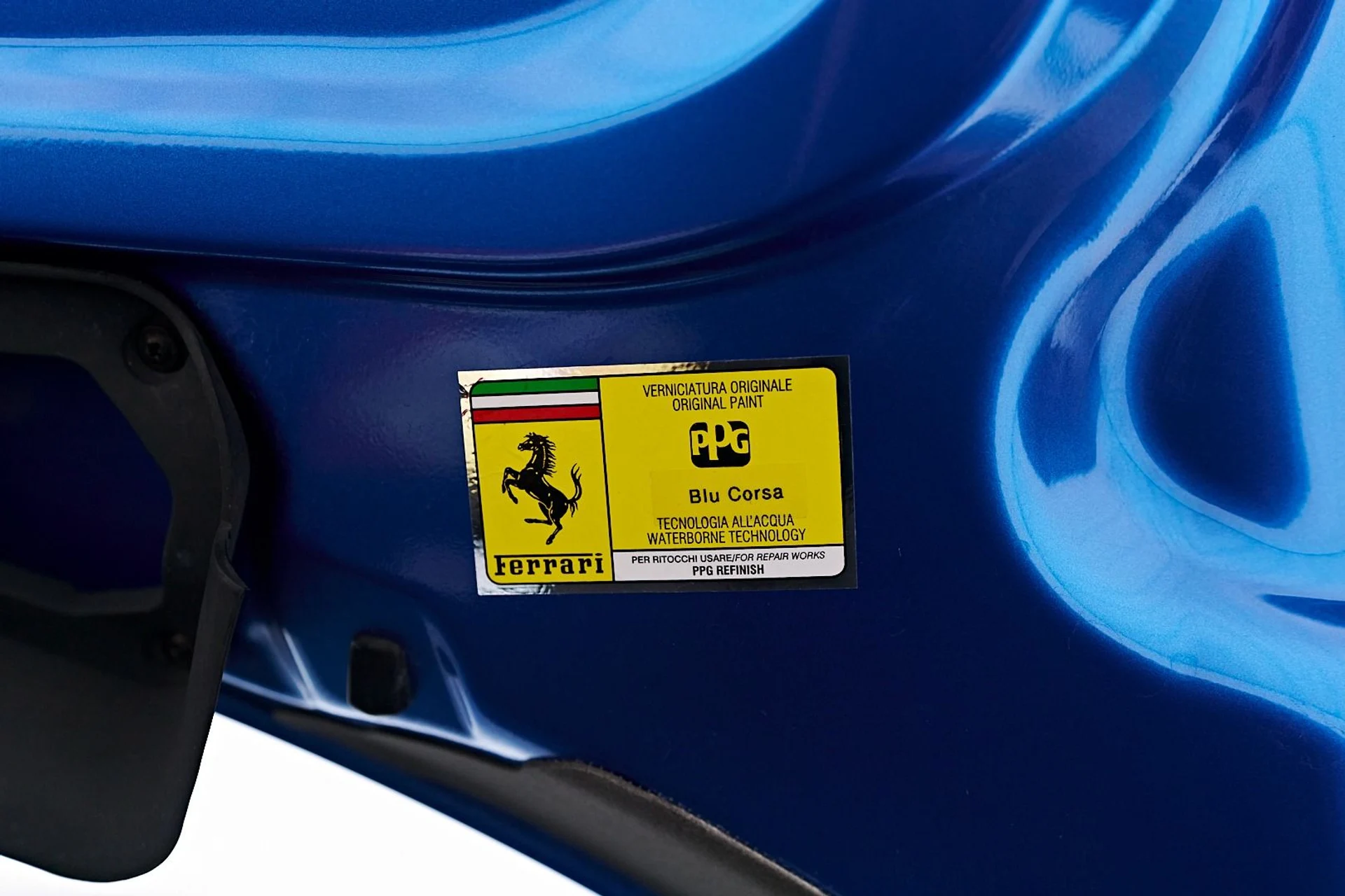 mph023_1829158851_Used_2016_Ferrari_488_Spider_Base_1736016908_e130816ee2