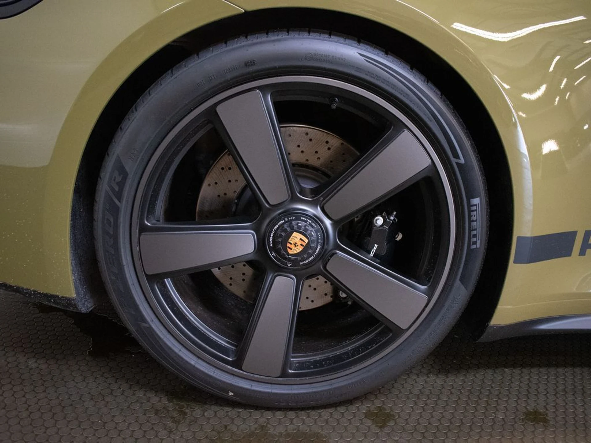 mph023_1839848237_256ab8fbfa11e2c2b98088d6dc380a24x_8f8e4b8c6c