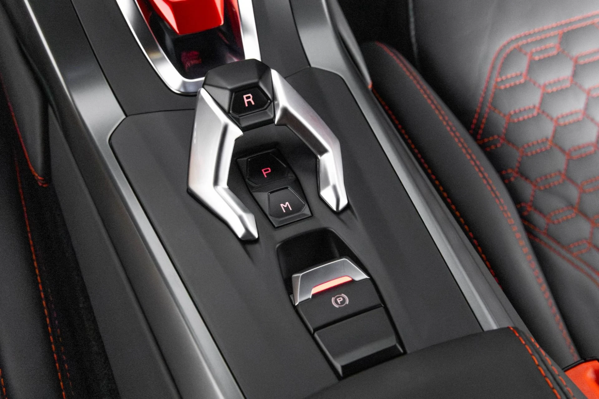 mph023_1841780353_Used_2021_Lamborghini_Huracan_EVO_1762806451_238d2fea19