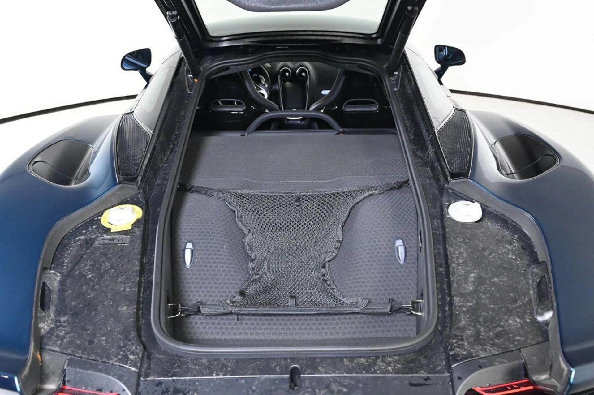 mph023_1843747059_used_2023_mclaren_gt_base_11350_22988481_23_1024_509ce9310c