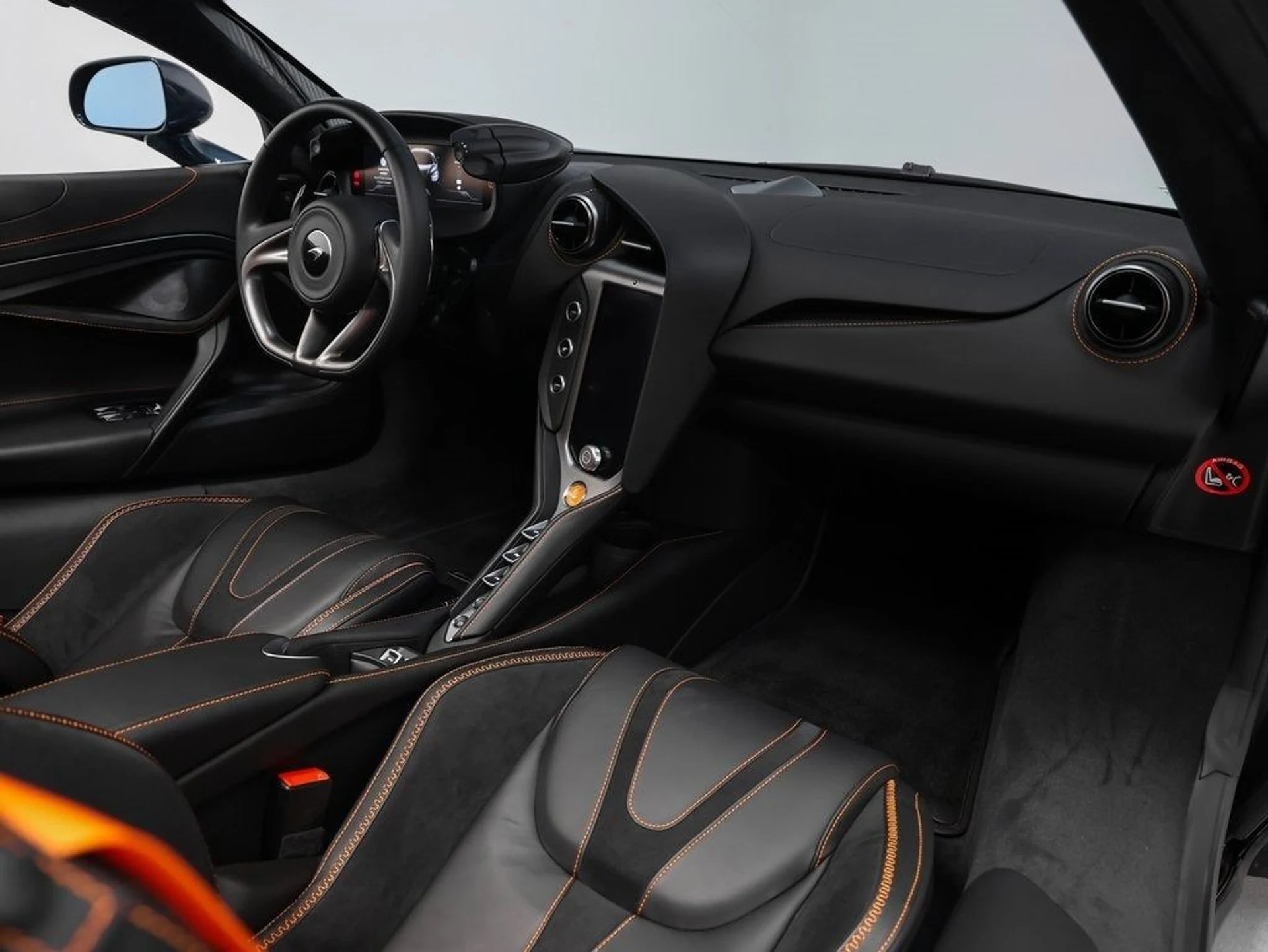 mph023_1846208274_24_5e03f77fc8