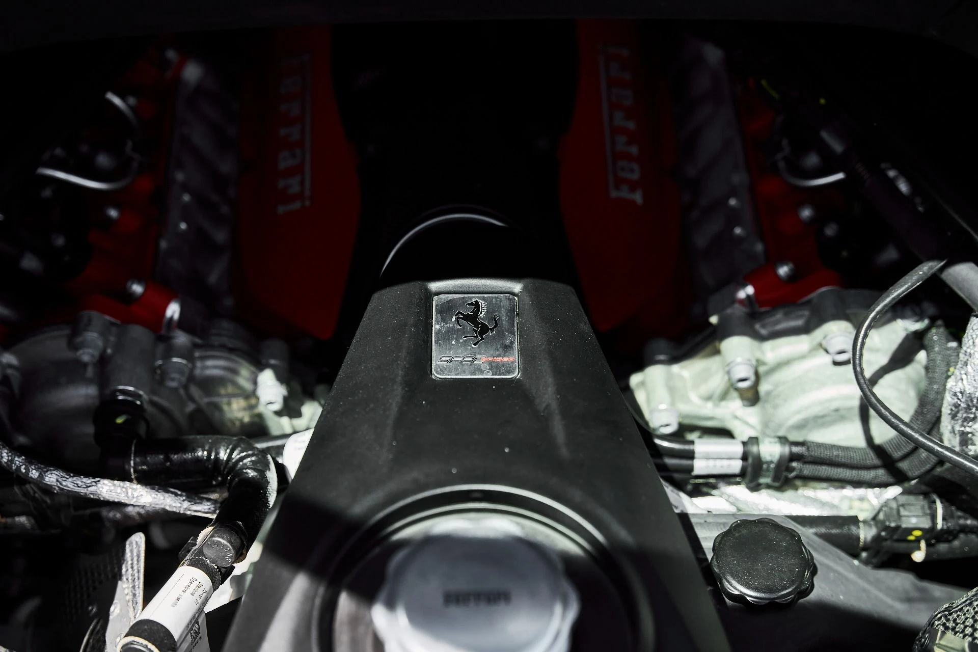 mph023_1849152150_Used_2024_Ferrari_SF_90_Spider_Base_1779382498_d42210dcac