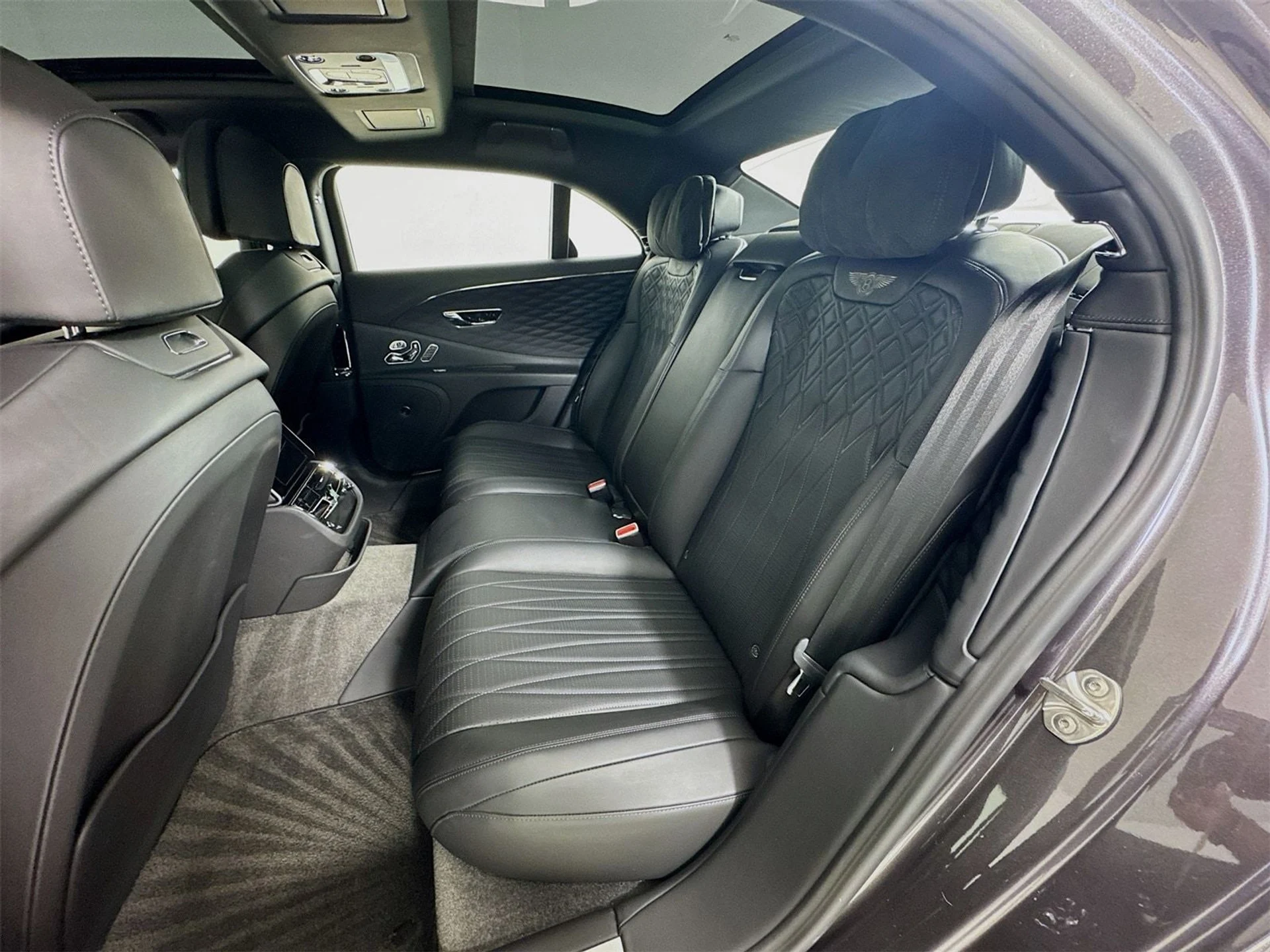 mph023_1849546301_a6da3d9f09111d9d4aa0245175b24d16x_135818d075