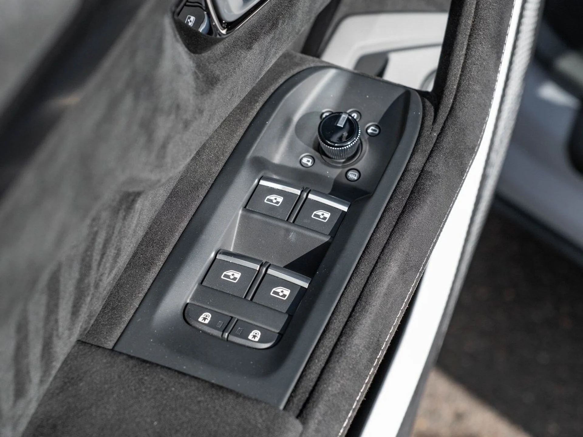 mph023_1861114264_eaad4f9c52a6de9bcd94bc48c075b21dx_8a878c6463