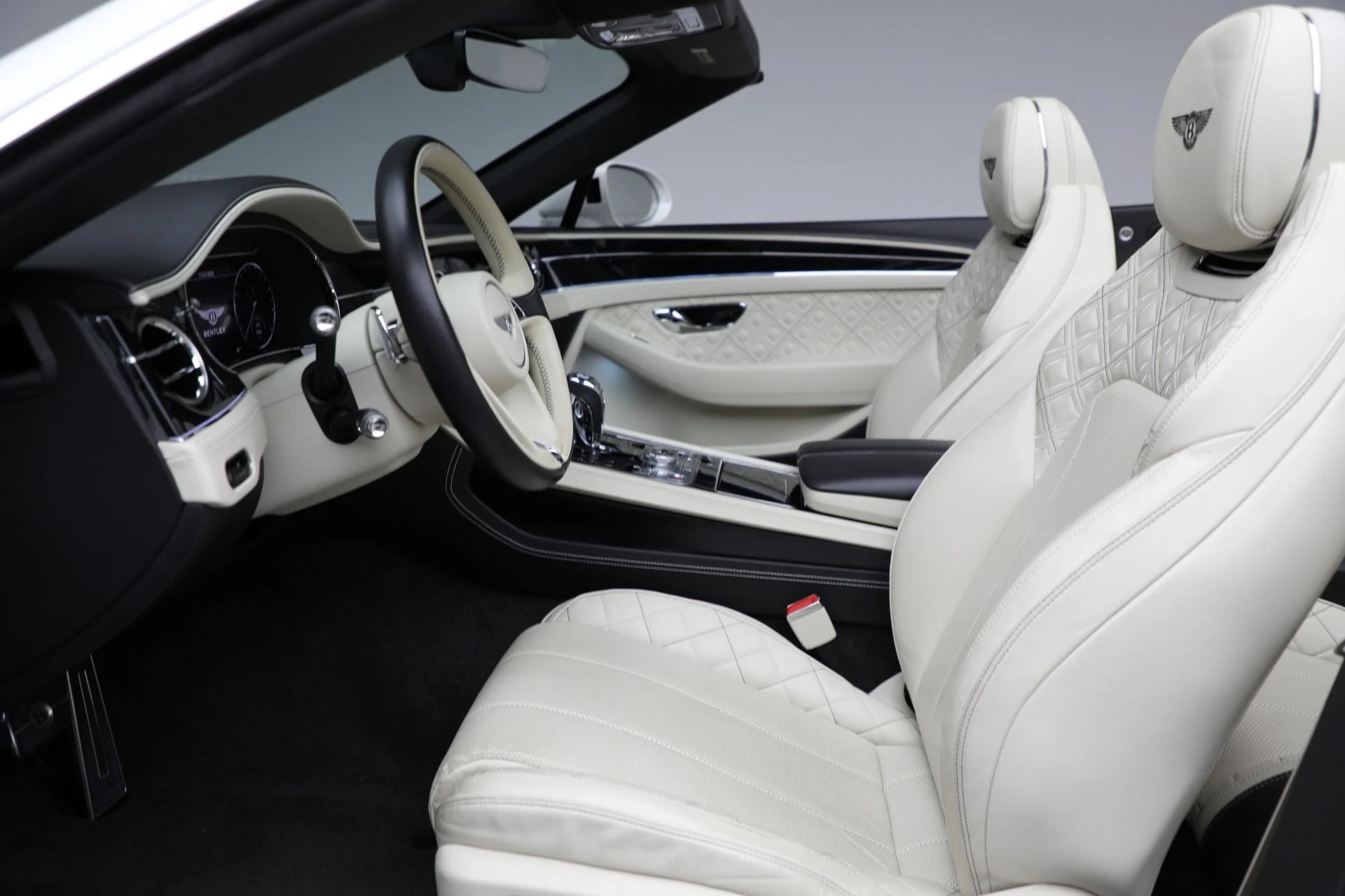 mph023_1861688447_Used_2020_Bentley_Continental_GTC_First_Edition_1763761224_04caa87e72