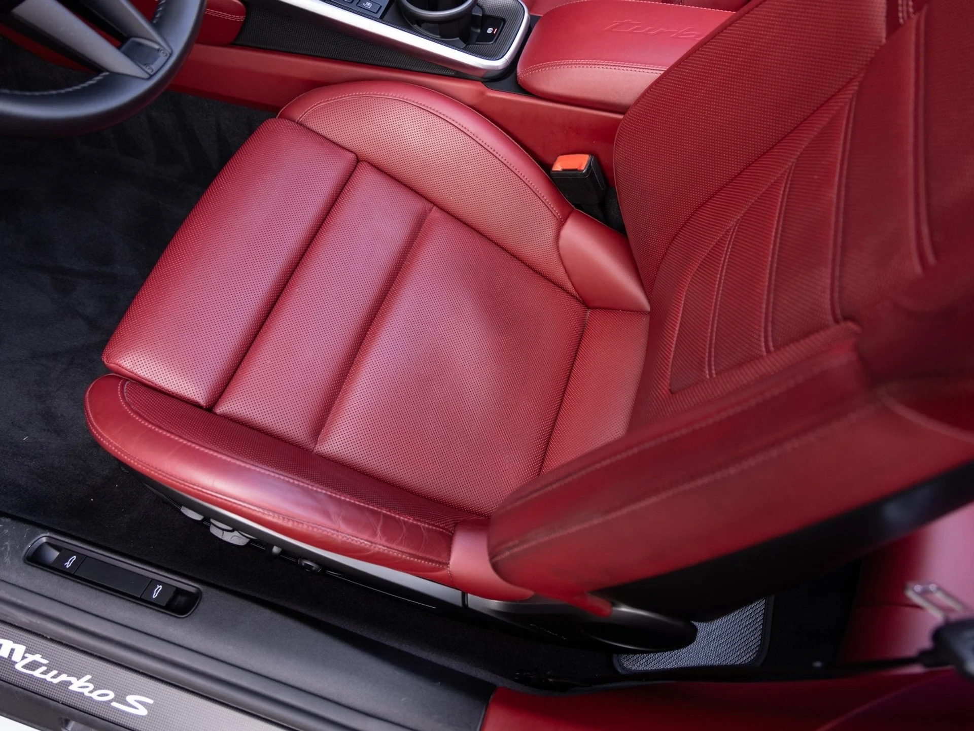 mph023_1862593841_24_55deabcdbf