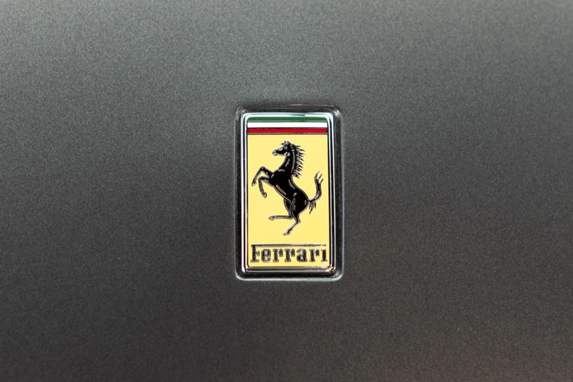 mph023_1870600478_Used_2023_Ferrari_812_GTS_1c3792068d