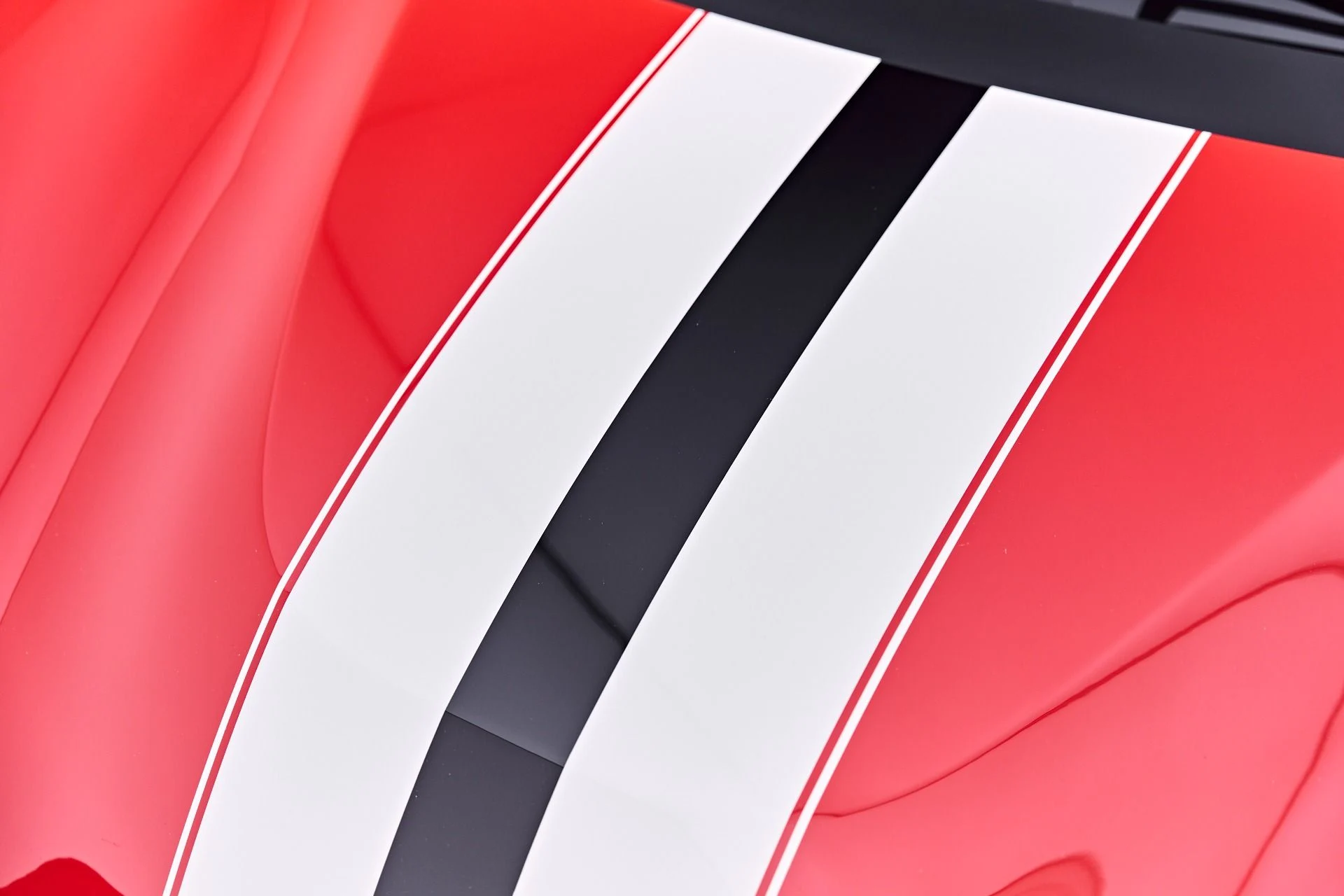 mph023_187203855_Used_2020_Ferrari_488_Pista_1783794360_f73b61455d