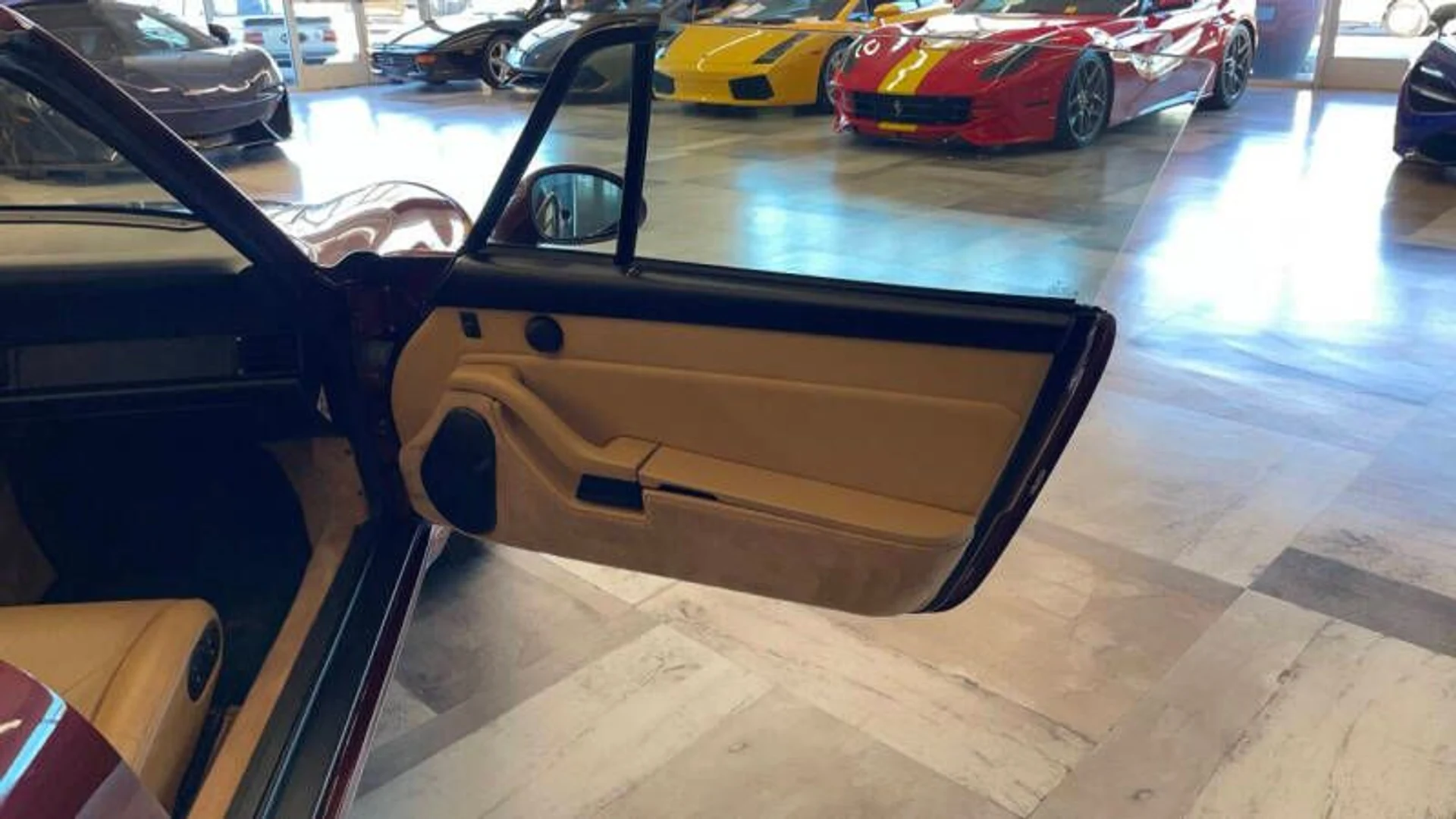 mph023_1874252428_1997_porsche_911_carrera_2dr_convertible_12a30f2a35