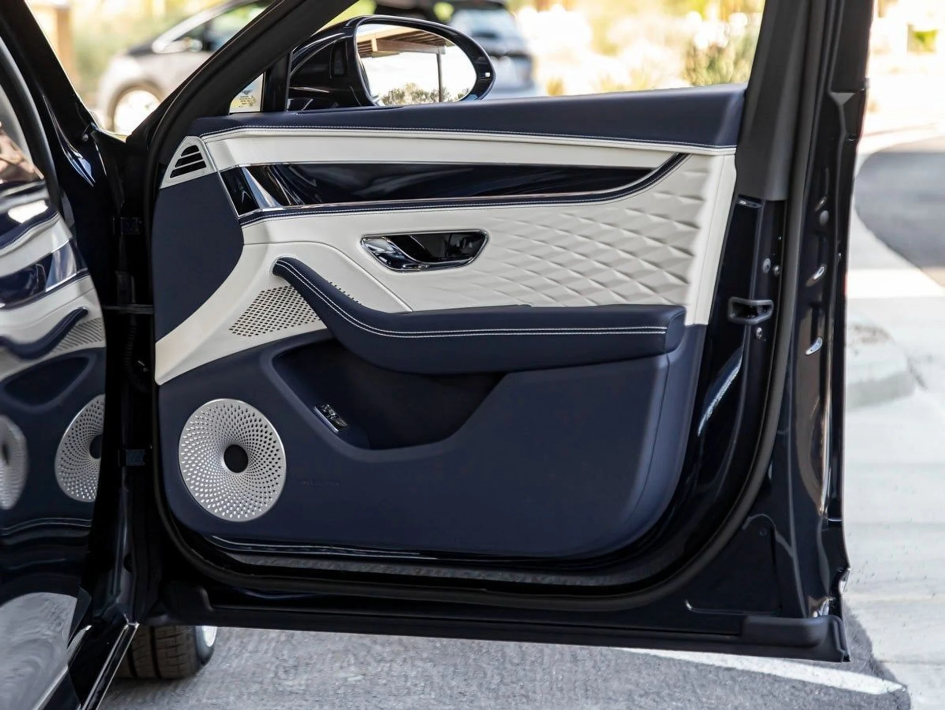 mph023_1875721677_24_18d1c2819c