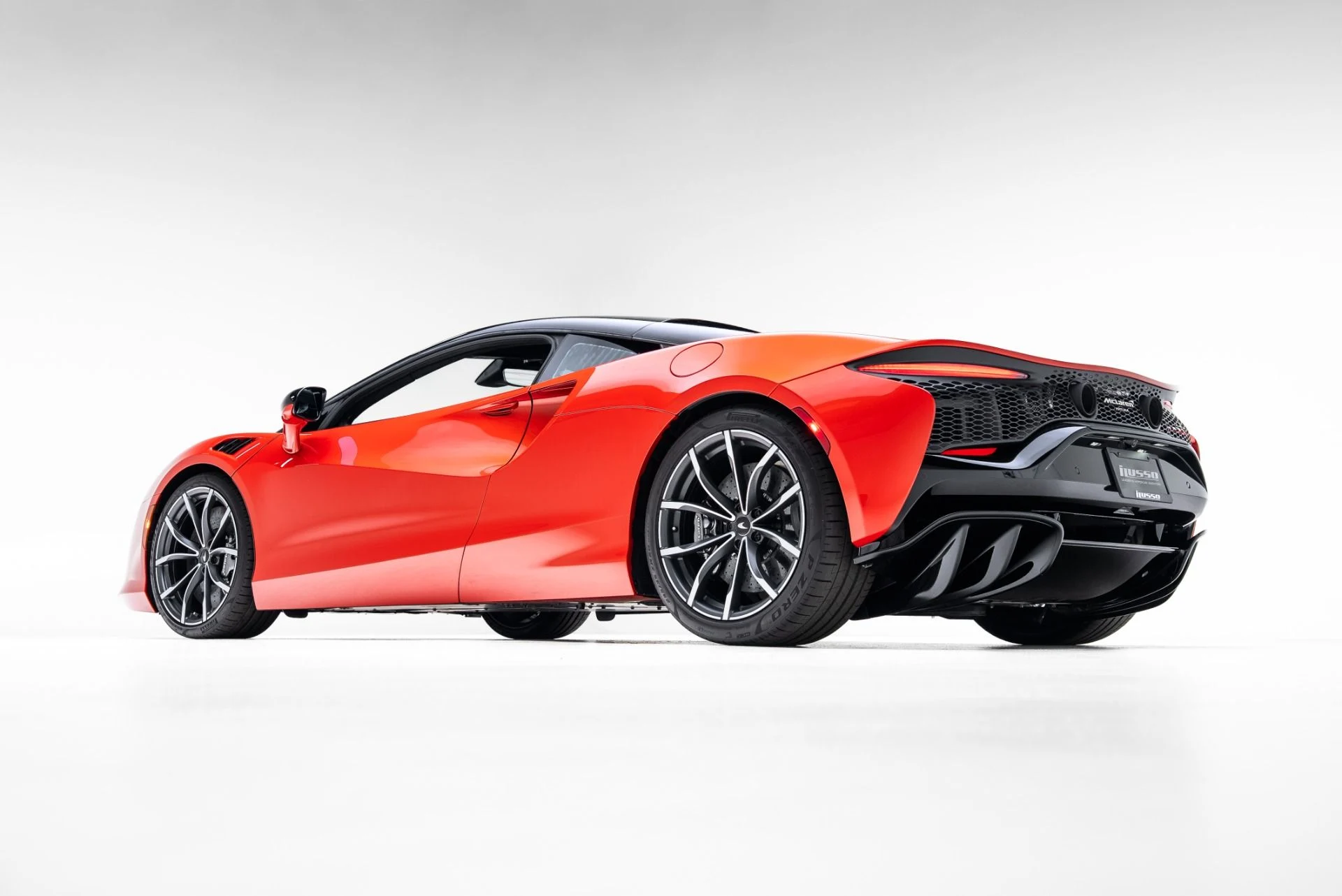 mph023_1877496344_Used_2024_Mc_Laren_Artura_1774465239_f6143c98c7