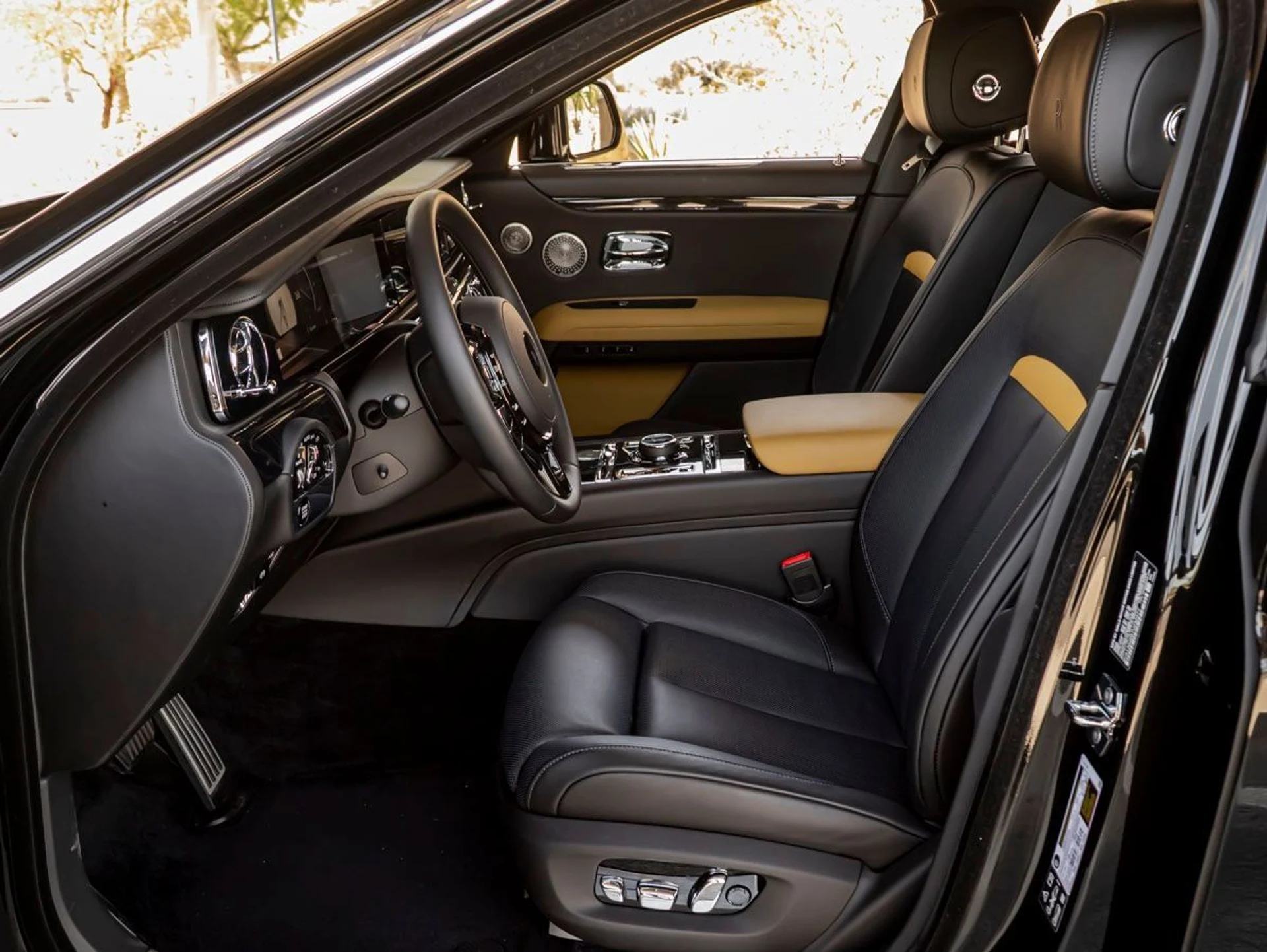 mph023_1878838457_24_28f3f4b073