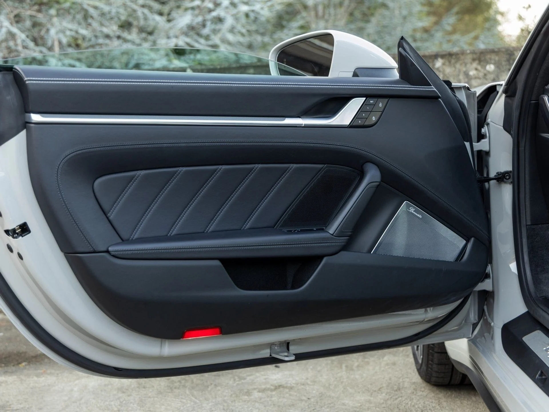 mph023_1882610557_24_bcb3062584