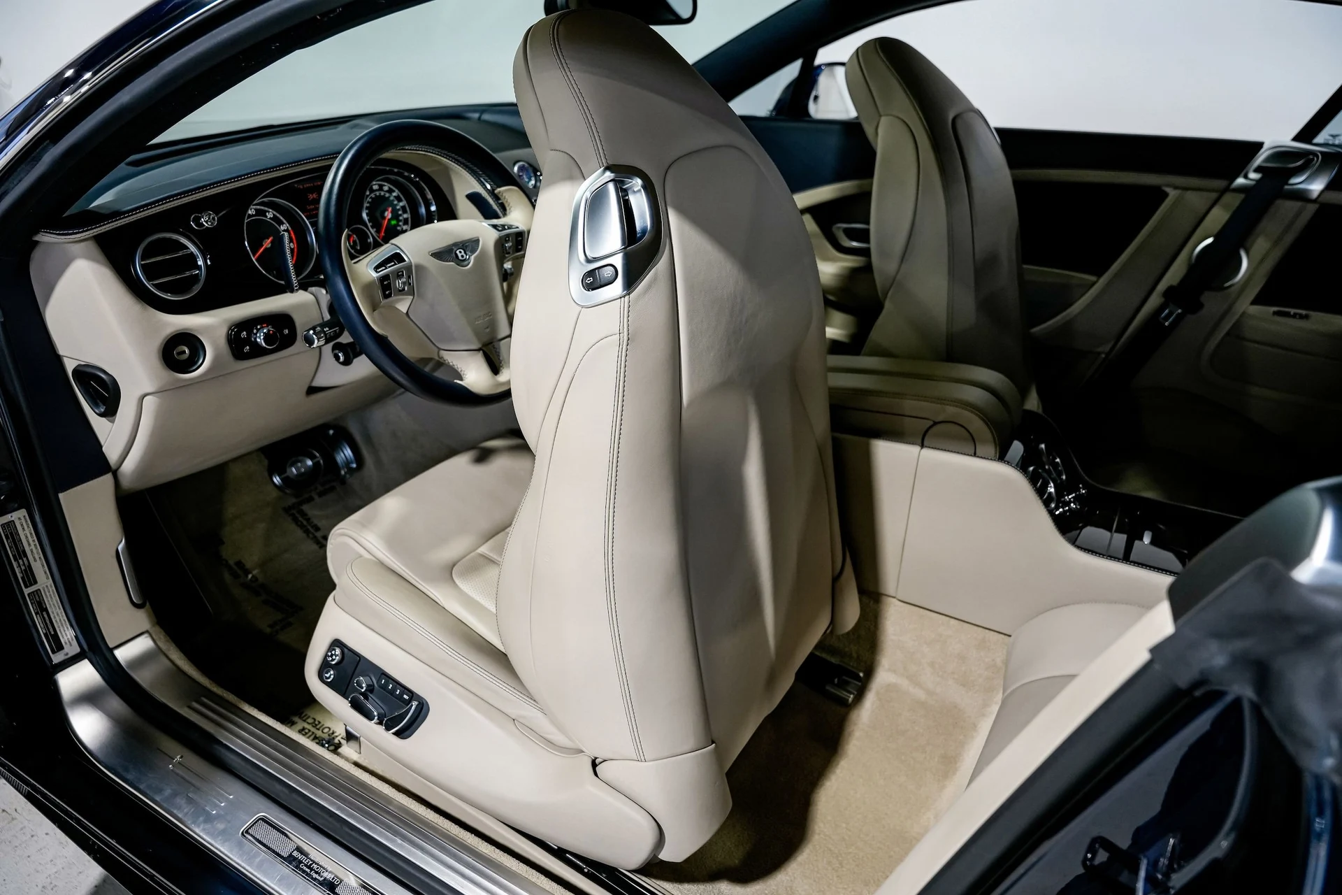 mph023_1884470373_7568e67e522c83031ac9999db160093bx_47701877f7