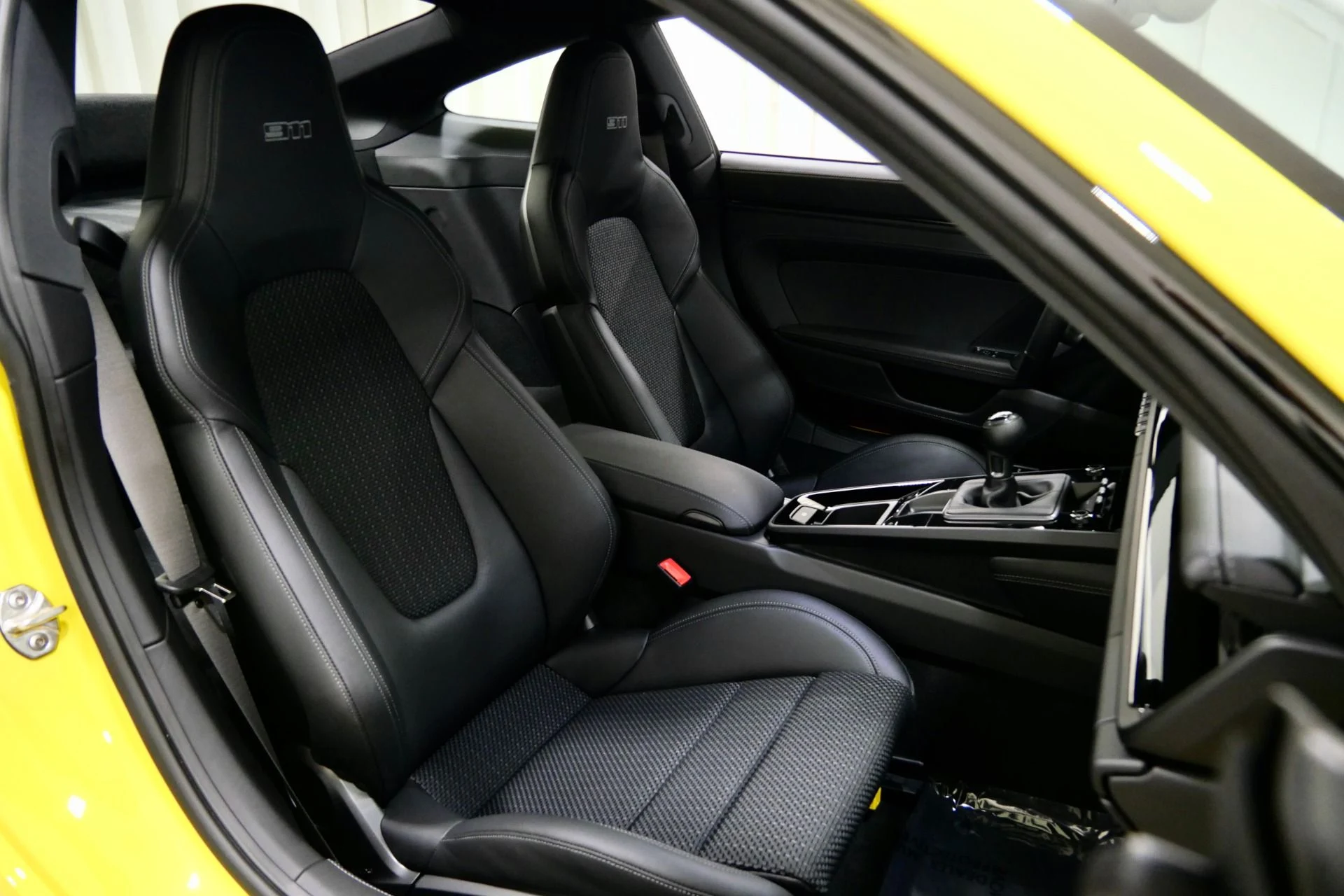 mph023_1884775331_Used_2023_Porsche_911_Carrera_T_PASM_Sport_Suspension_Sport_Exhaust_18_Way_Adaptive_Seats_1763574011_09bfae6e33