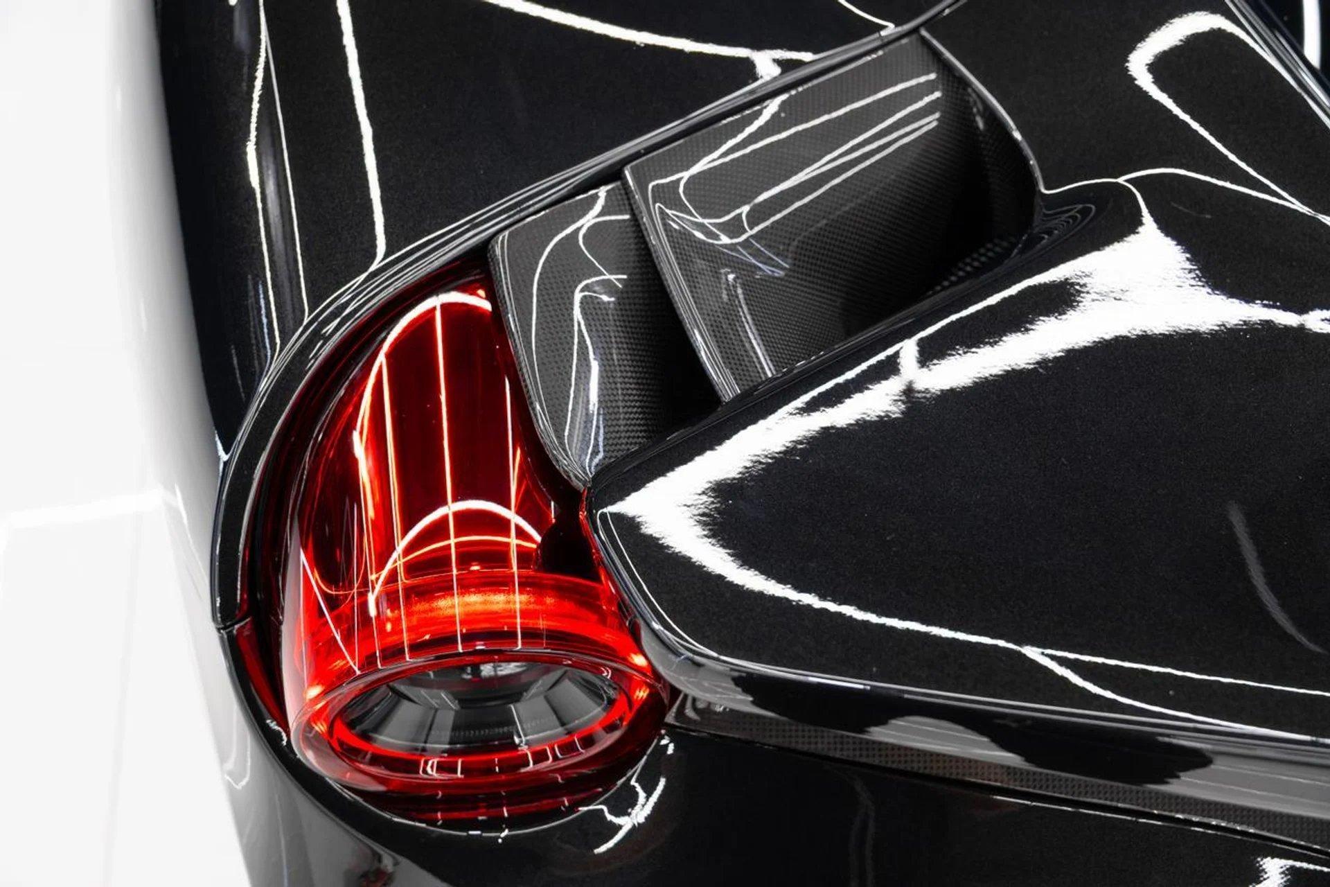 mph023_1886470494_de30ddde9e9018be8c1b7bfbf5c183f4_9c4aeca0d5