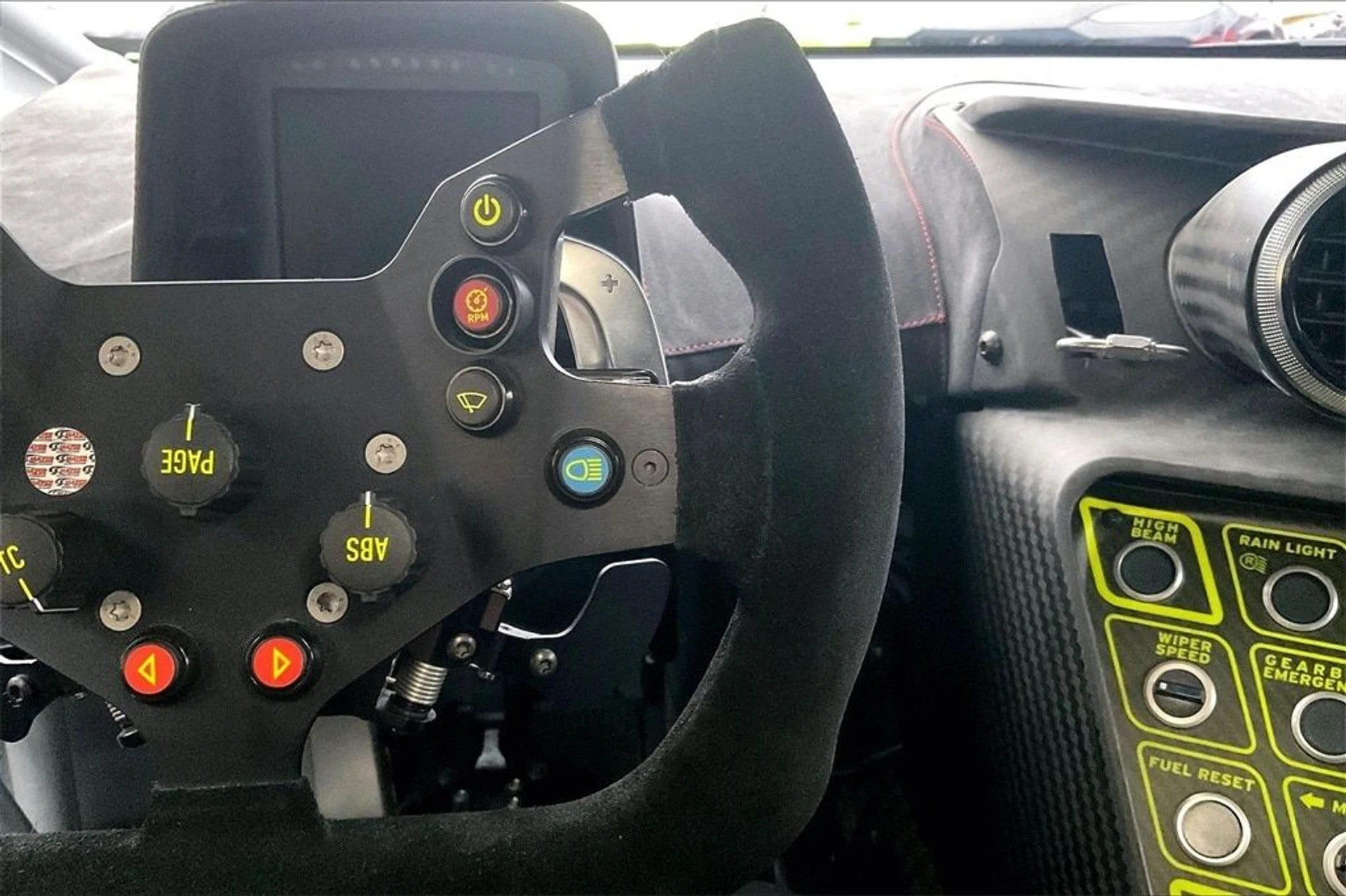 mph023_189153796_87f56c51958f84fcdb988df019584ff4x_f396171879