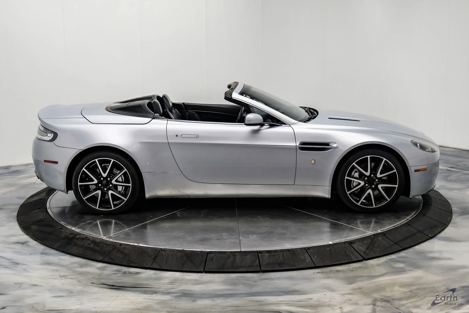 mph023_1895817616_e1b4a7389bda17a3f8dbf8dc053ad411x_ef1062b963