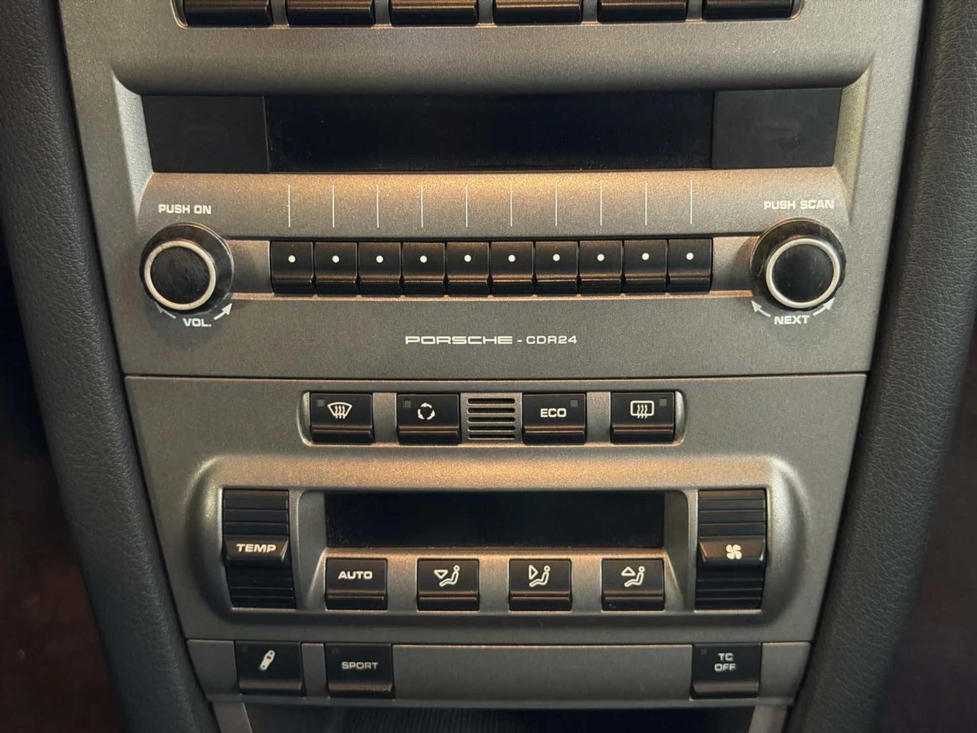 mph023_1896541362_639093597846060535_b8a666791e