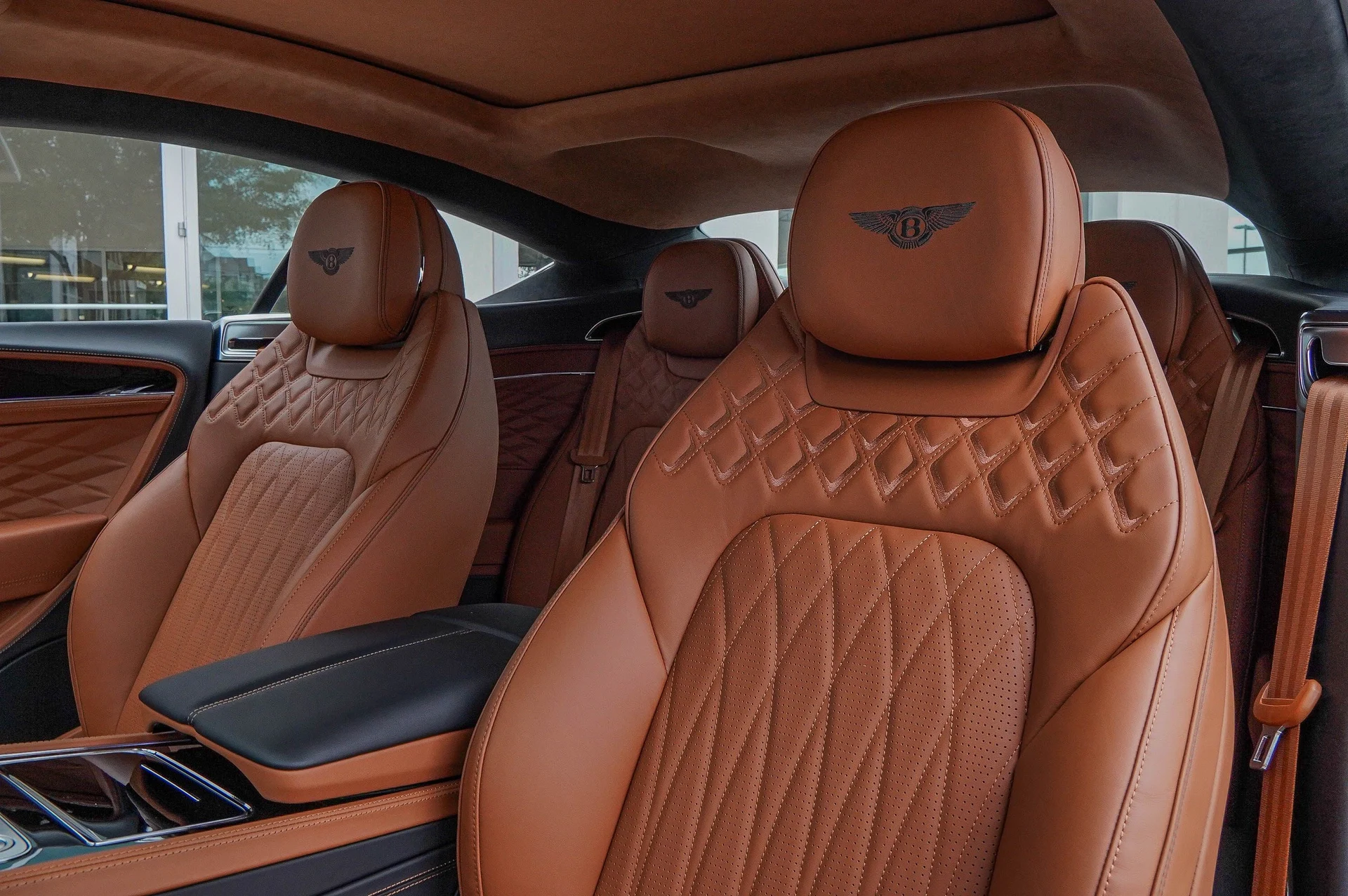 mph023_1901004394_Hi_Tech_Luxury_Imports_LLC_SCBCP_2_ZG_7_TC_025858_image_23_7111c8264c