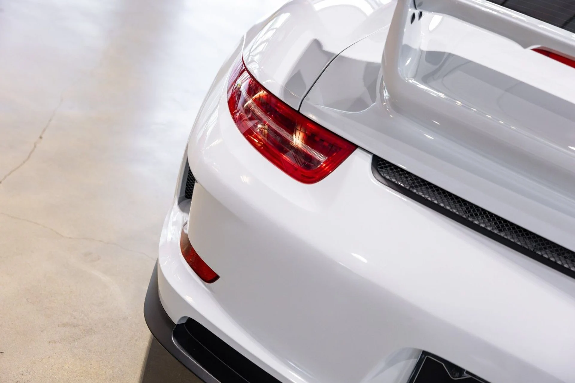 mph023_1912984364_f_A_f028886702