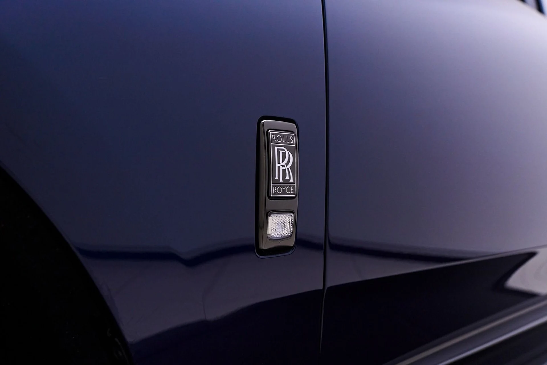 mph023_1913129983_Used_2023_Rolls_Royce_Cullinan_Black_Badge_1745029260_5537175835