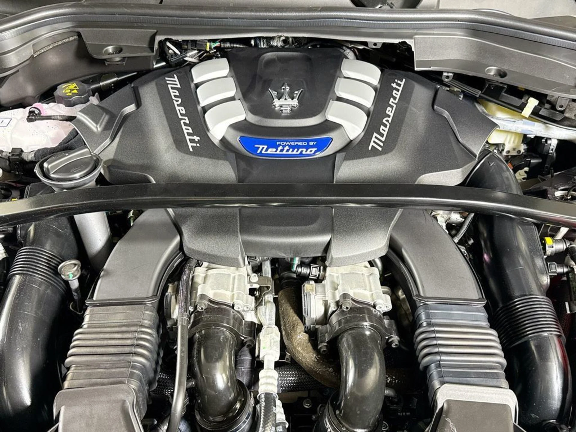 mph023_1920112243_new_2026_maserati_grecale_modenaawd_11350_23051140_25_1024_7b7806626a