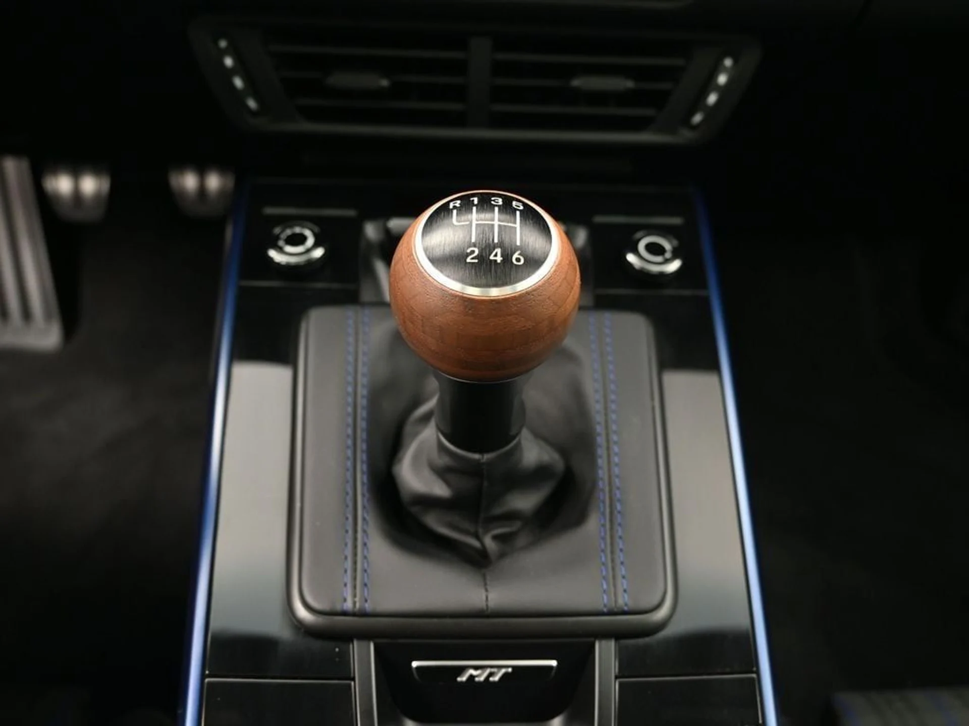 mph023_1924353749_21422456d2e0b2a439283b6b10d251f3x_c62829293b