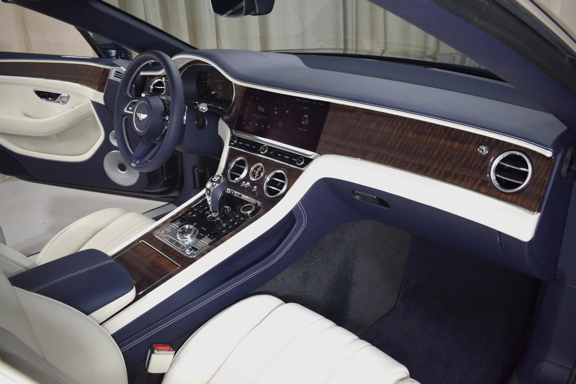 mph023_1929252573_a63469150ed145a46ff718709d2e918cx_cb6f4e3a85