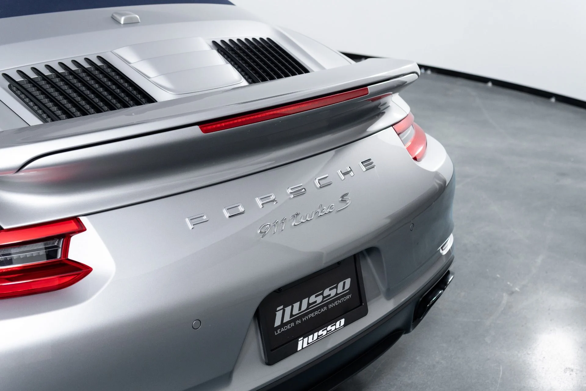 mph023_1932861852_Used_2019_Porsche_911_Turbo_S_1782003484_7ae72205c5