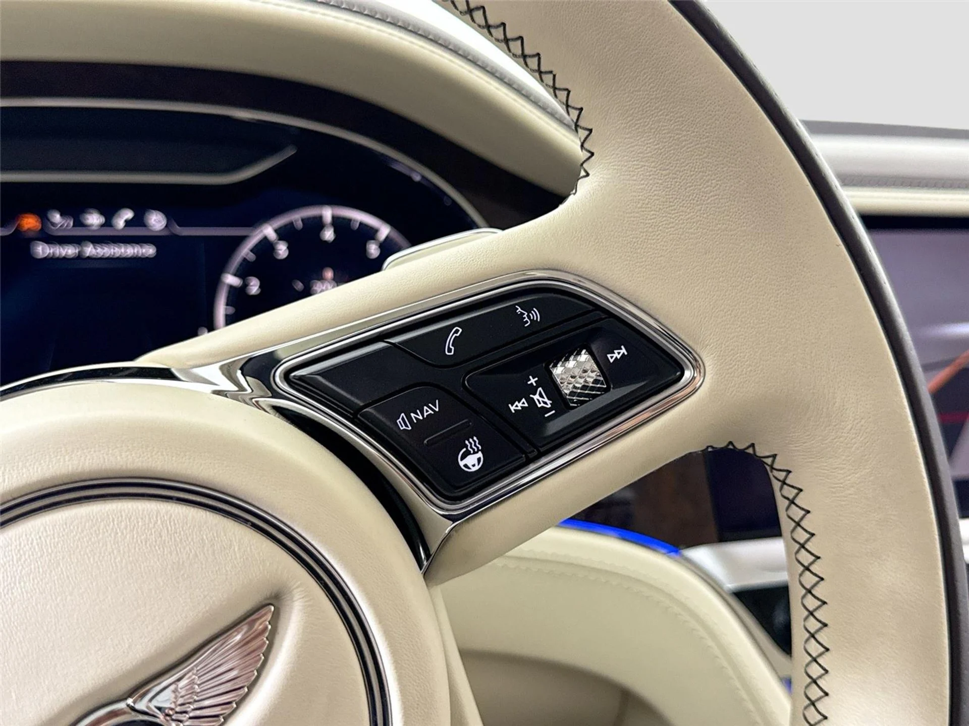 mph023_193472974_d0c99740ffb563eb2d5b5030f8a2d31e_555270048d