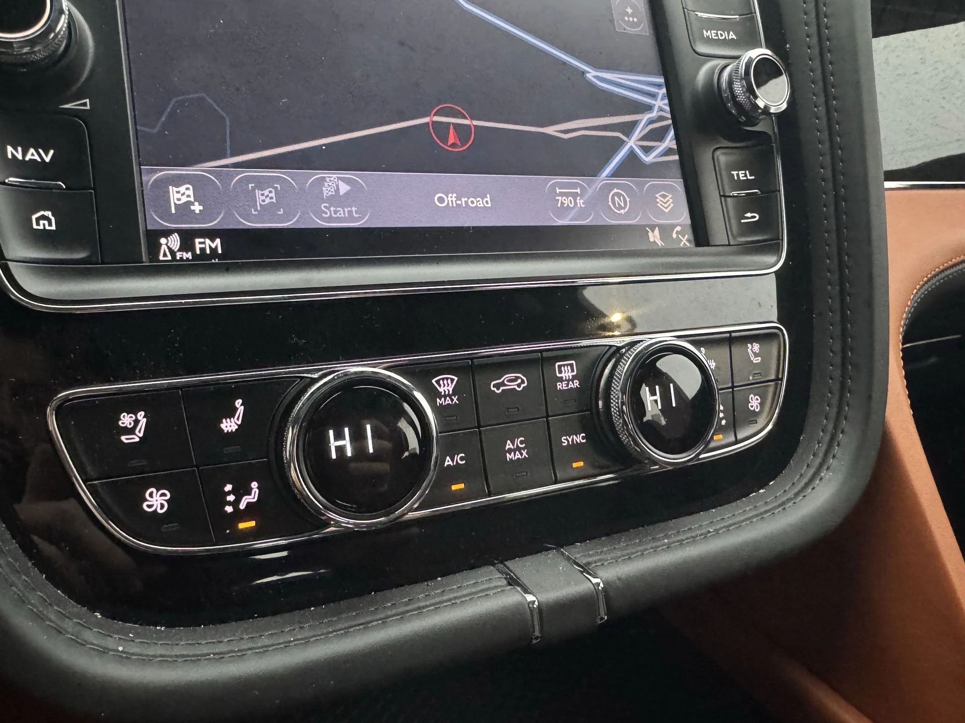 mph023_1943908940_0cf6c66ef6490adef8fac290d3b0ac80x_2e2fd3e1f7