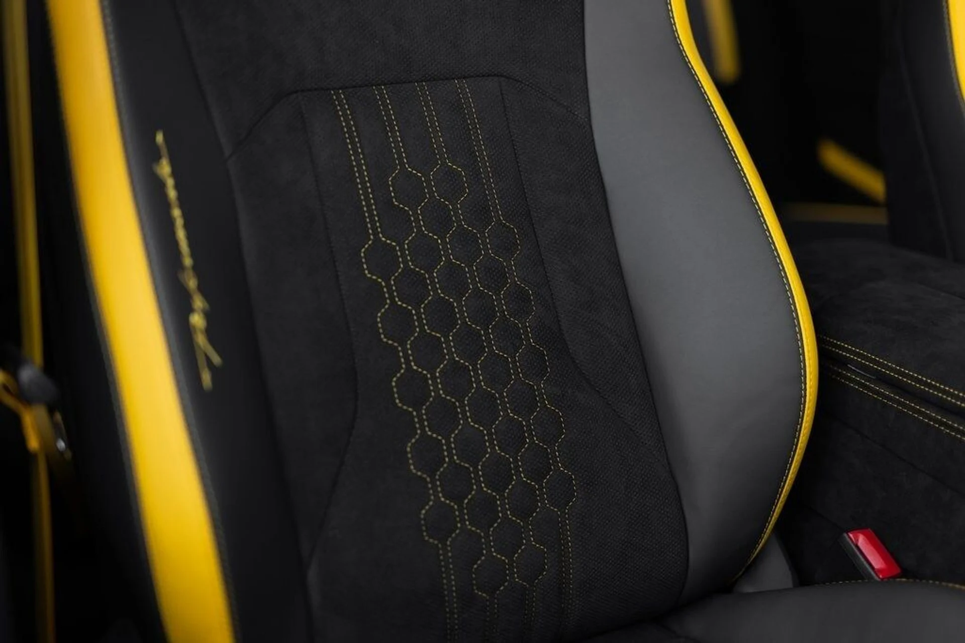 mph023_1944222517_083abb15b08b4e94abbbec86b27f6c8fx_62c5de3589