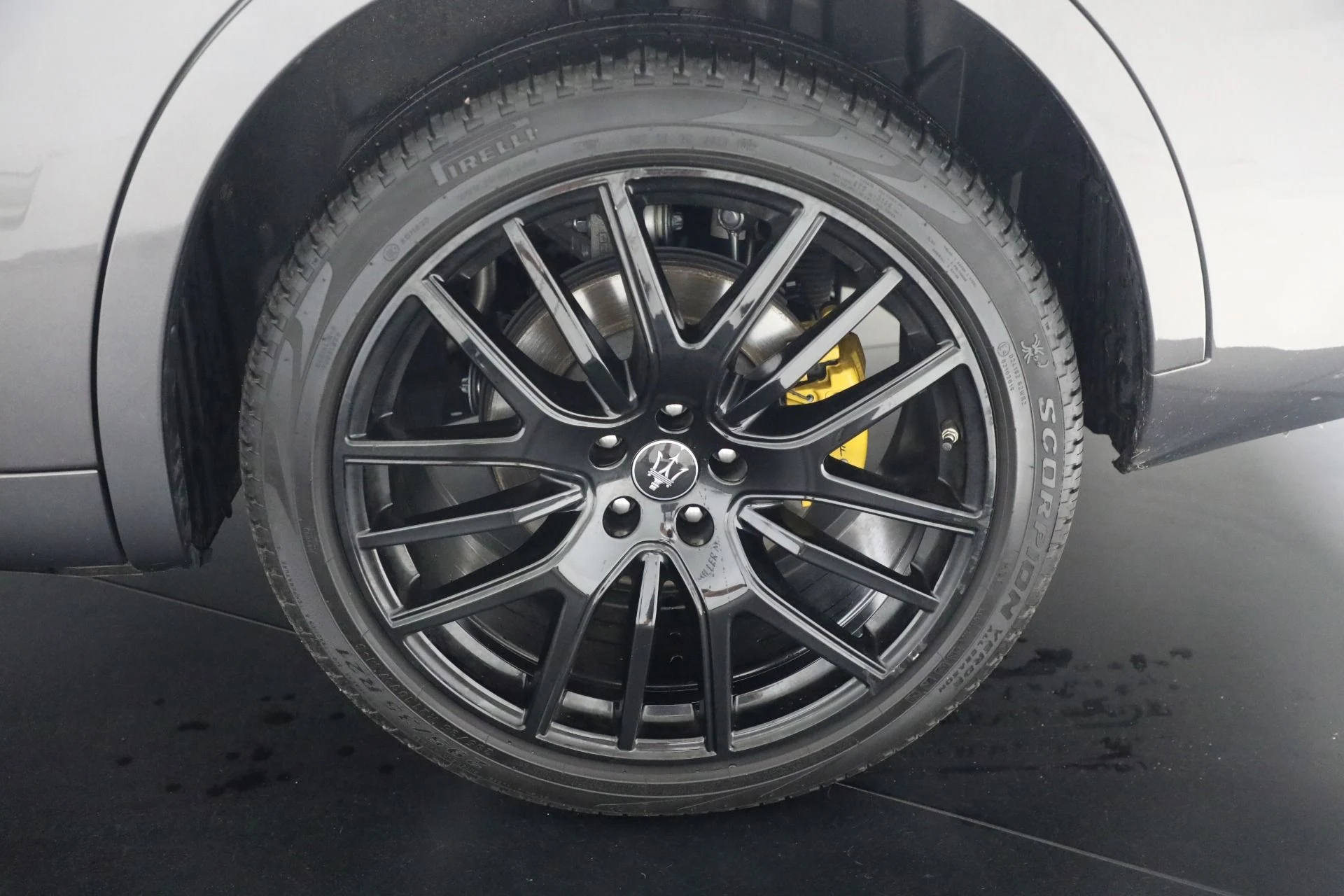 mph023_19576274_Used_2022_Maserati_Levante_Modena_474923f820