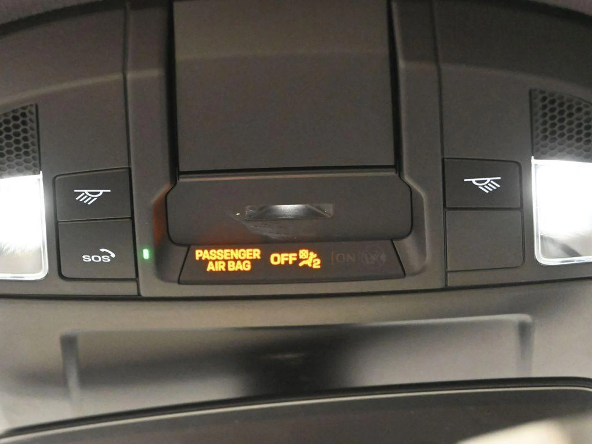 mph023_1964615412_Uiyc5_I_Bg_R5dkp_Vc_Y7c_C_Lz4_BG_2_I_c9f3110a5d