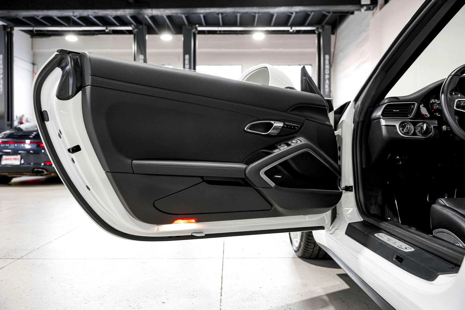 mph023_1968304589_1728deb1df0f3f8ebea6c142e0b1104bx_fa9db3105b