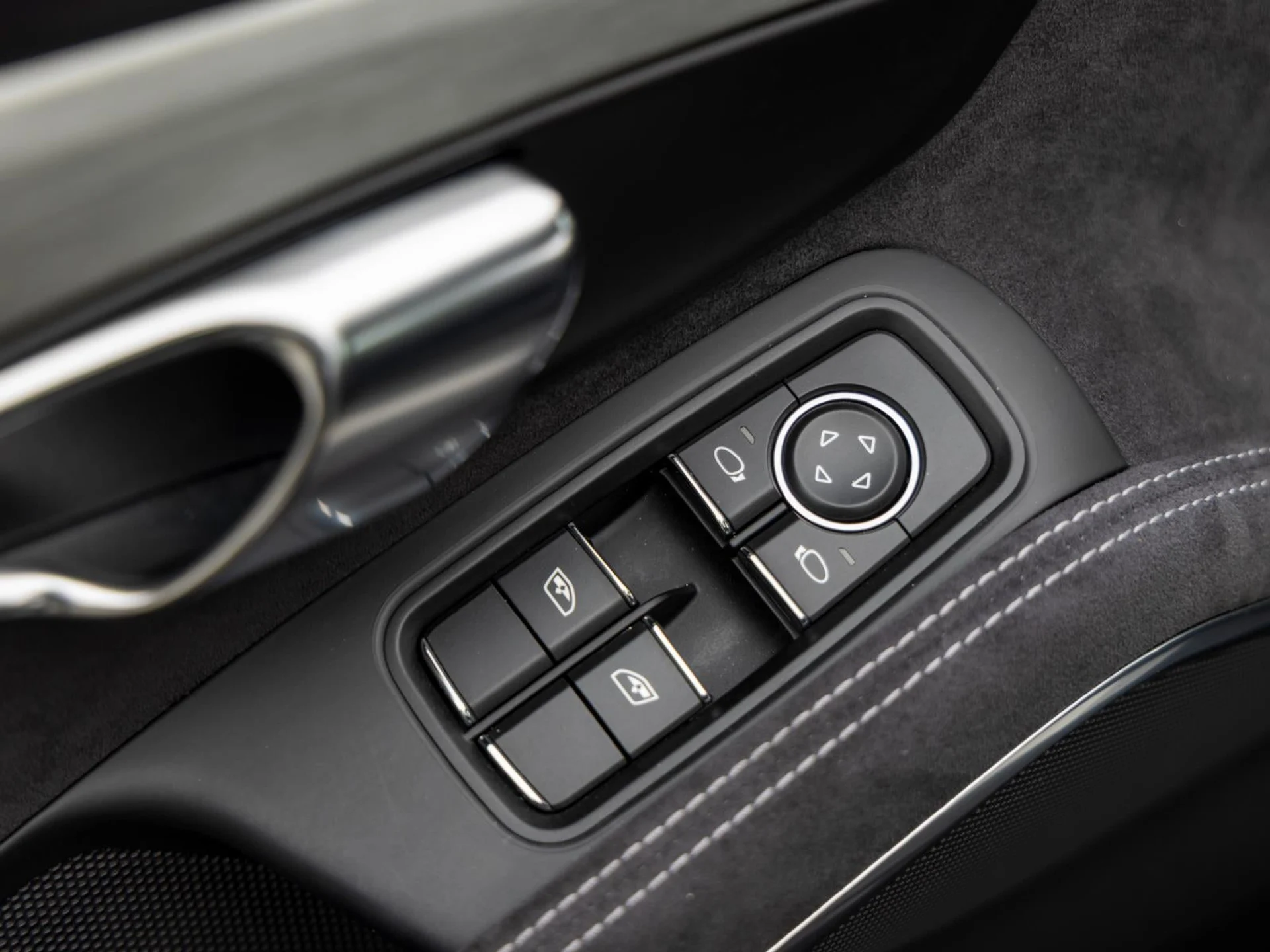 mph023_1976371763_24_f12fbae45e