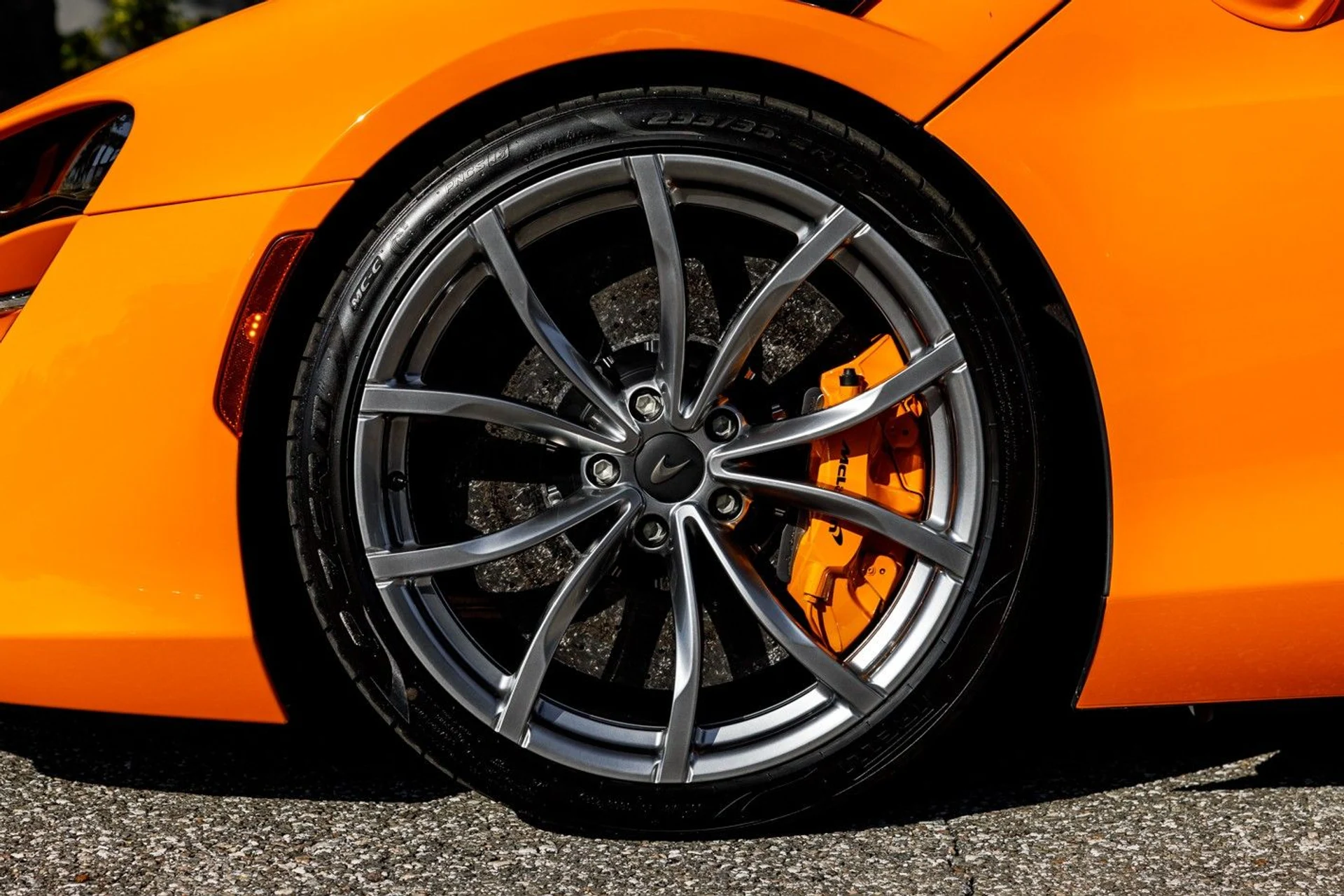 mph023_1985705933_617_p24_l_7324df5c05