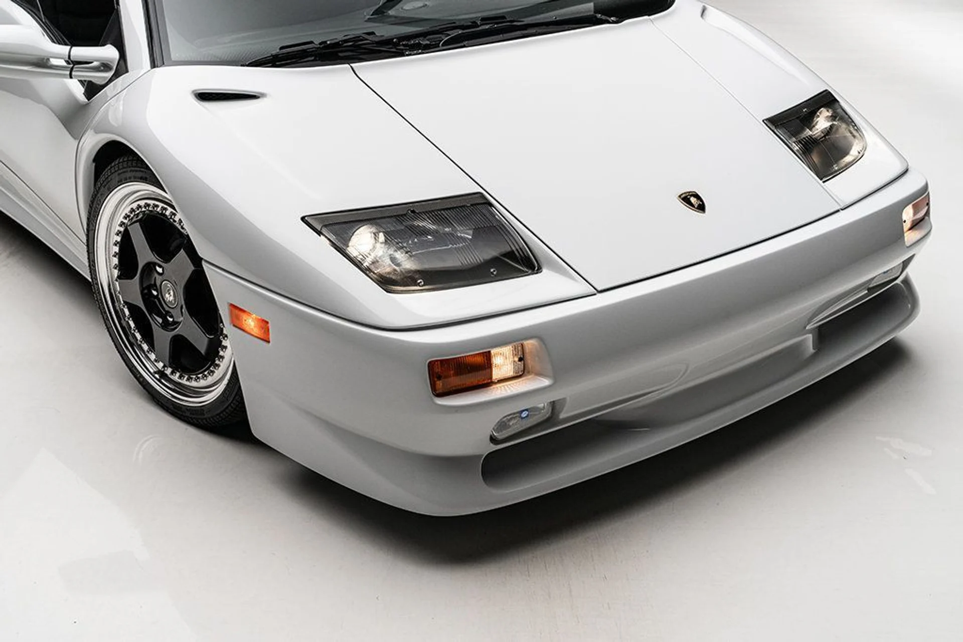 mph023_1994512372_used_1999_lamborghini_diablo_sv_9689_22911634_24_1024_93e848f82c