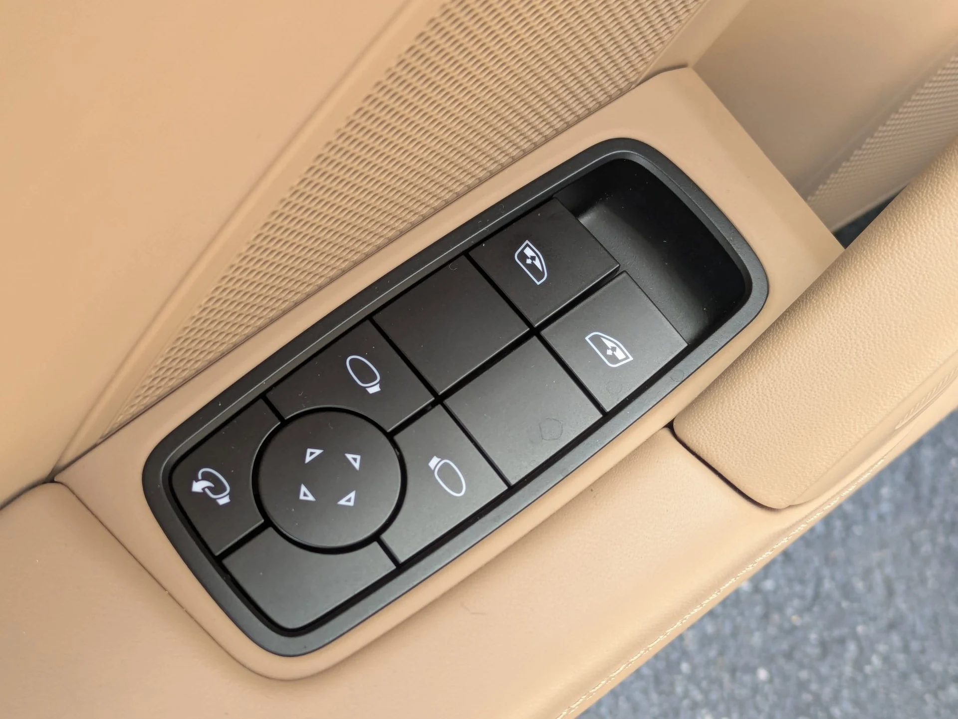 mph023_2001145963_ffa23234ee3ad48aa045d88abd26a6c4x_69290d22b5