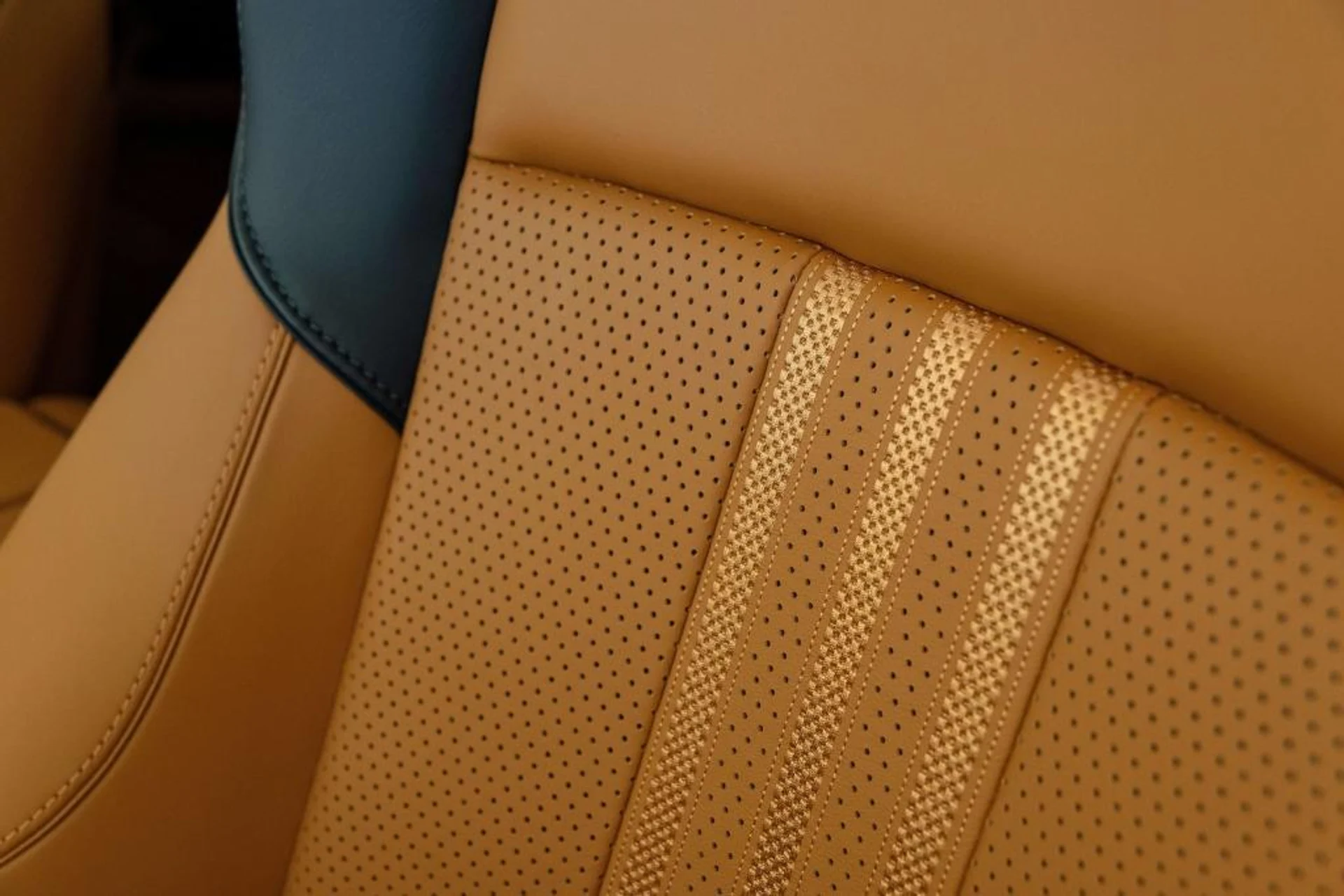 mph023_200294866_1z_P_DON_St_J_n_AC_4wty_H_Wxexp_V_o_b83b368b2e