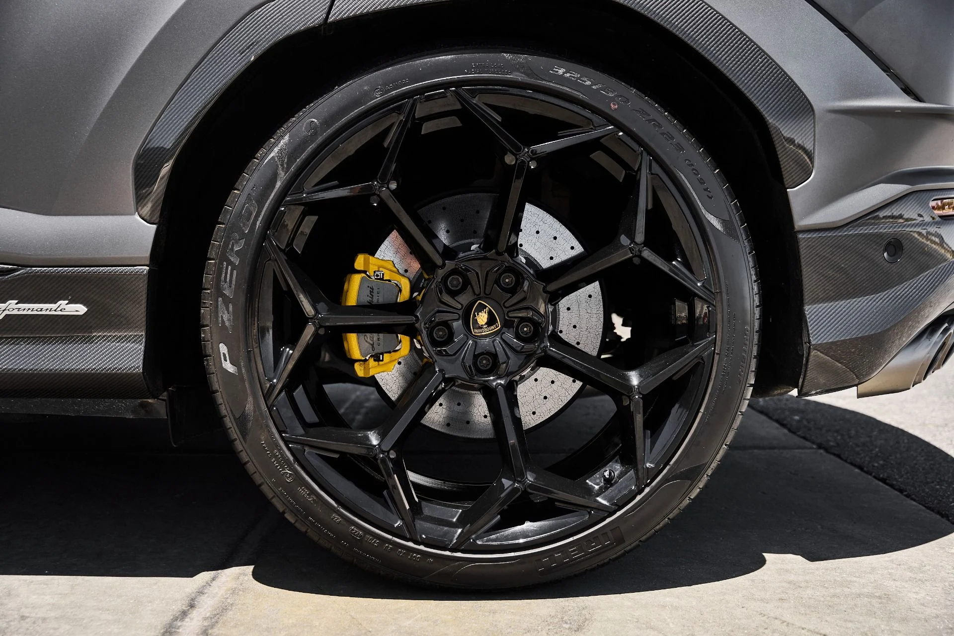 mph023_2010569535_Used_2024_Lamborghini_Urus_Performante_1781228424_234adad488