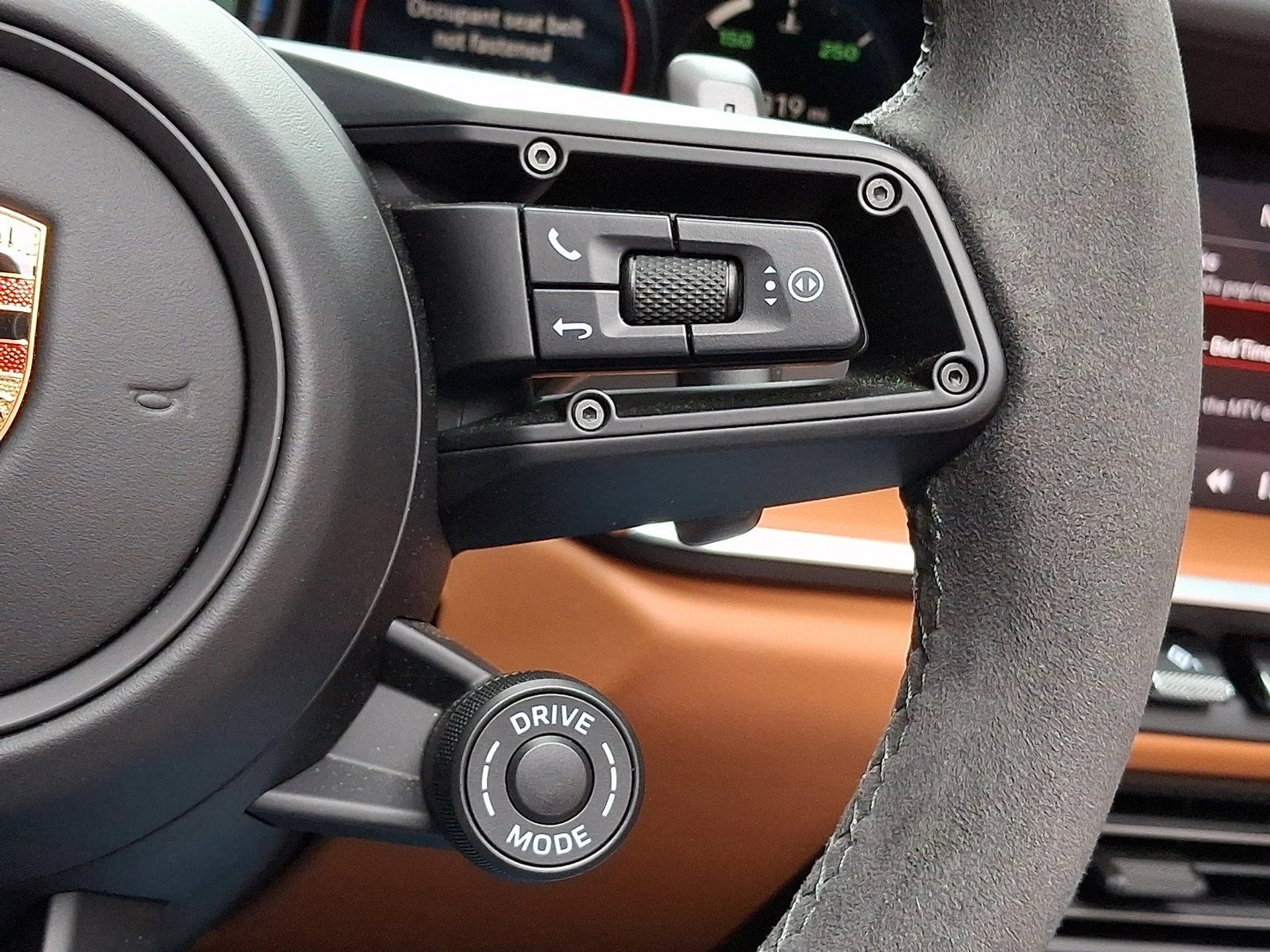 mph023_2011247914_58b6f6e01cdae8fb80c285011e7384fe_8e20bb261c