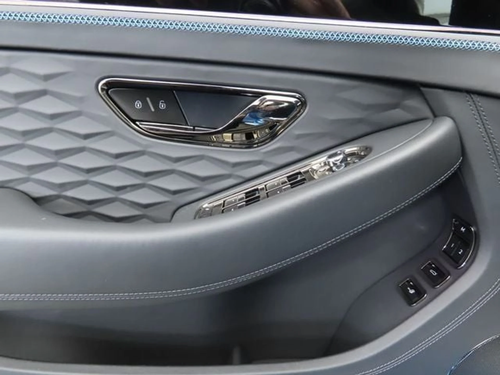 mph023_2015053202_new_2026_bentley_continental_gt_speed_8119_22950937_24_640_f2e503606d