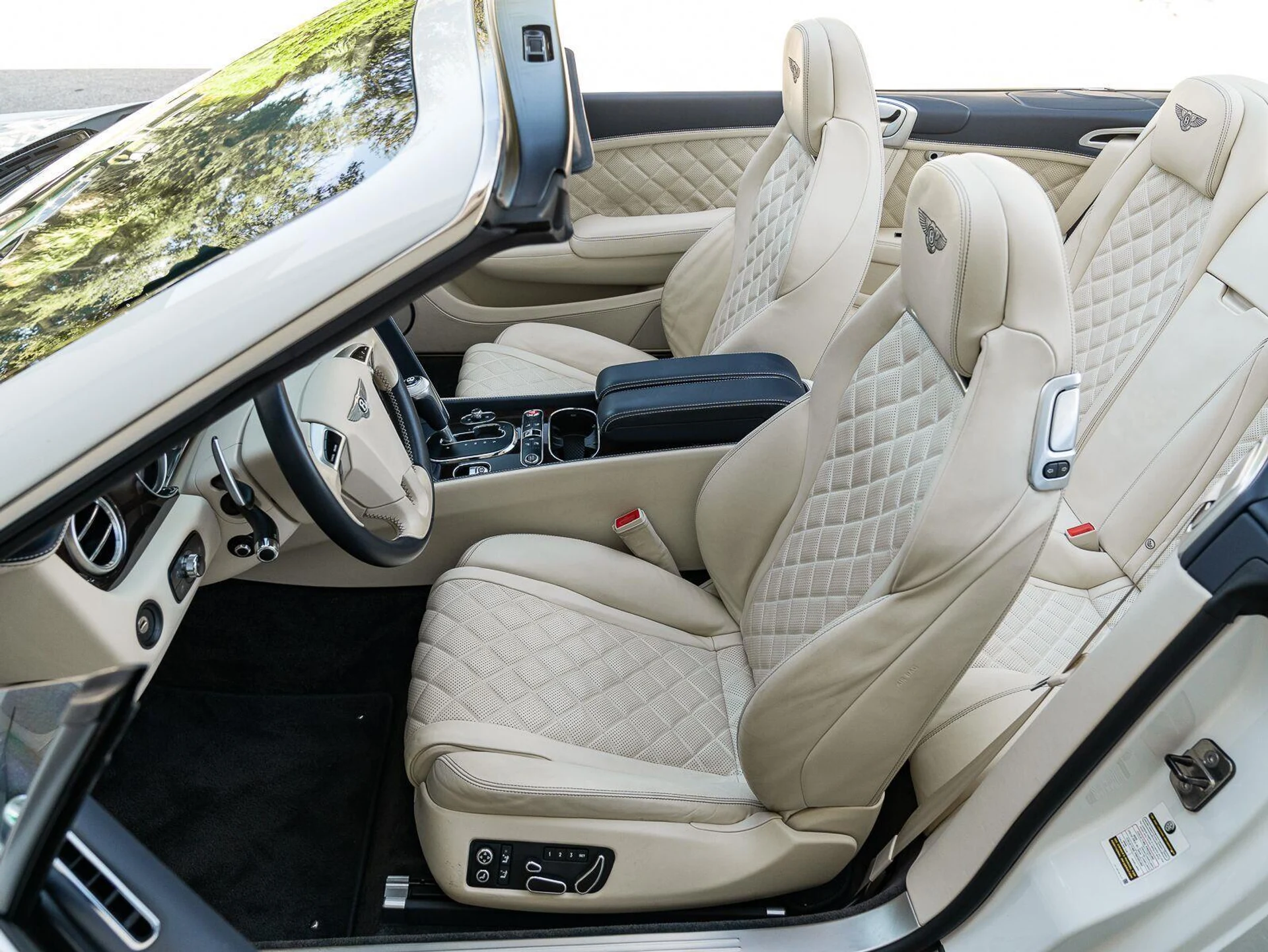 mph023_2018024287_Used_2016_Bentley_Continental_GT_W12_1789153607_4430e975bd