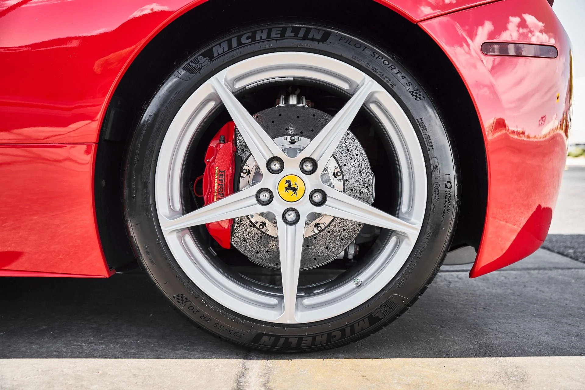 mph023_2019325723_Used_2012_Ferrari_458_Spider_Base_1781373805_44e76d7dde