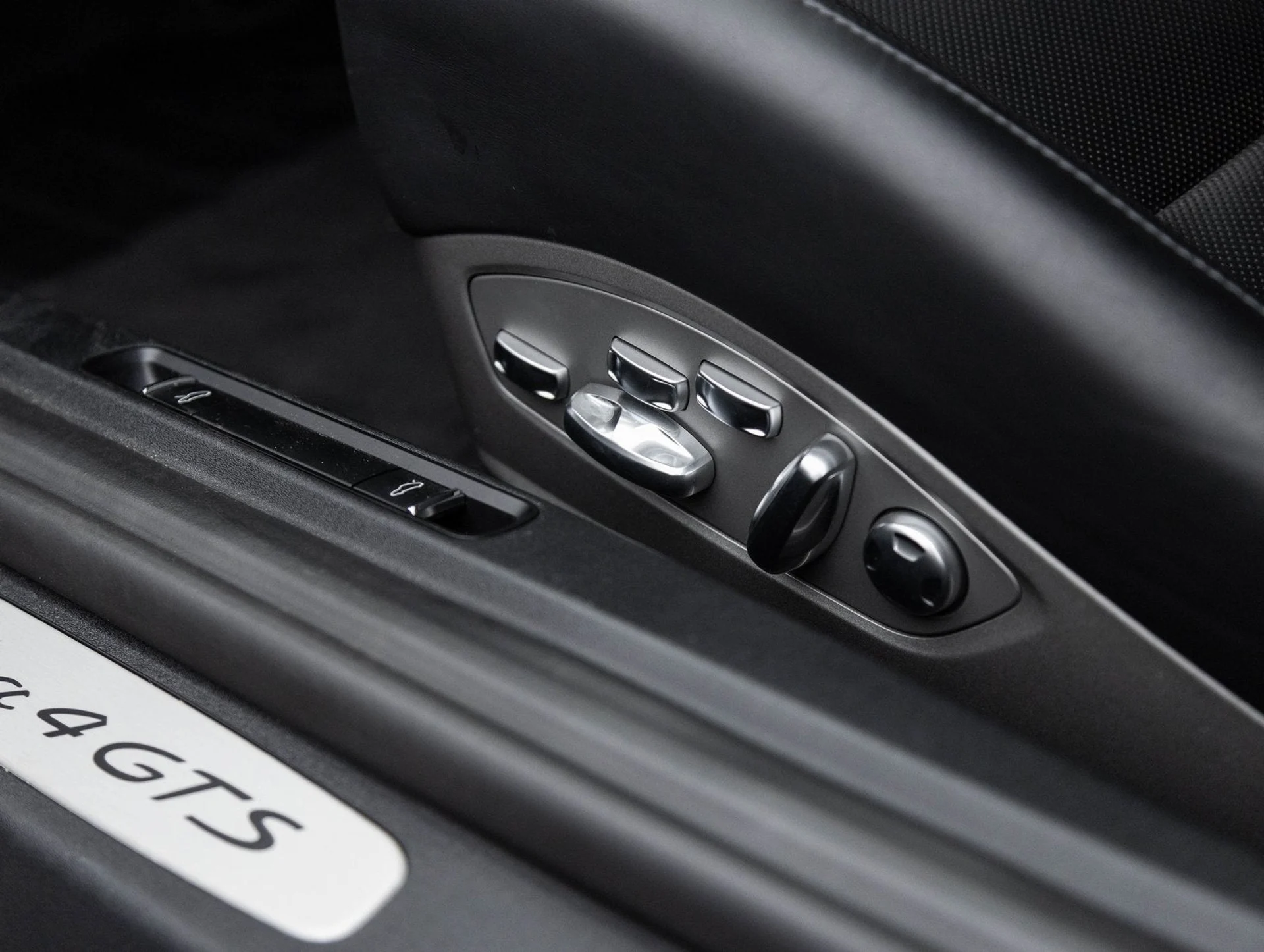 mph023_2021421260_24_fa9e5d2a98