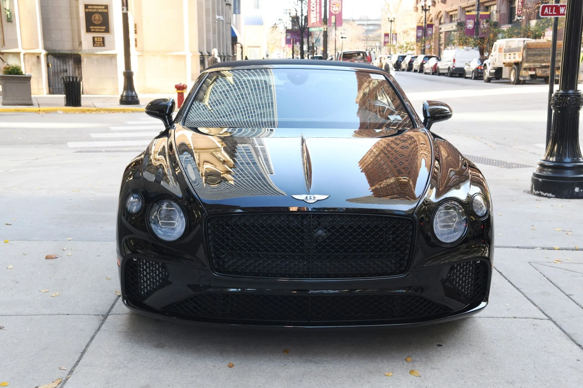 mph023_2021964587_Used_2022_Bentley_Continental_GTC_Convertible_GTC_V8_1732653340_1e77ea8355