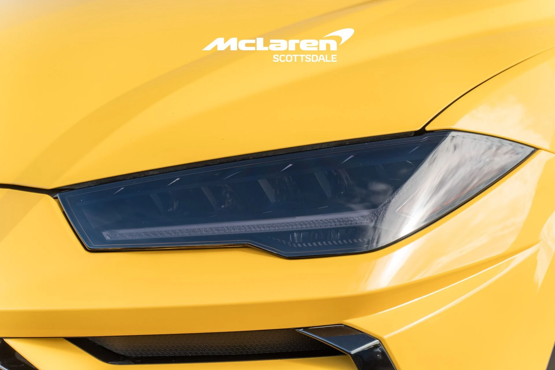 mph023_2023802782_Used_2021_LAMBORGHINI_URUS_1775537131_74a5dcc098