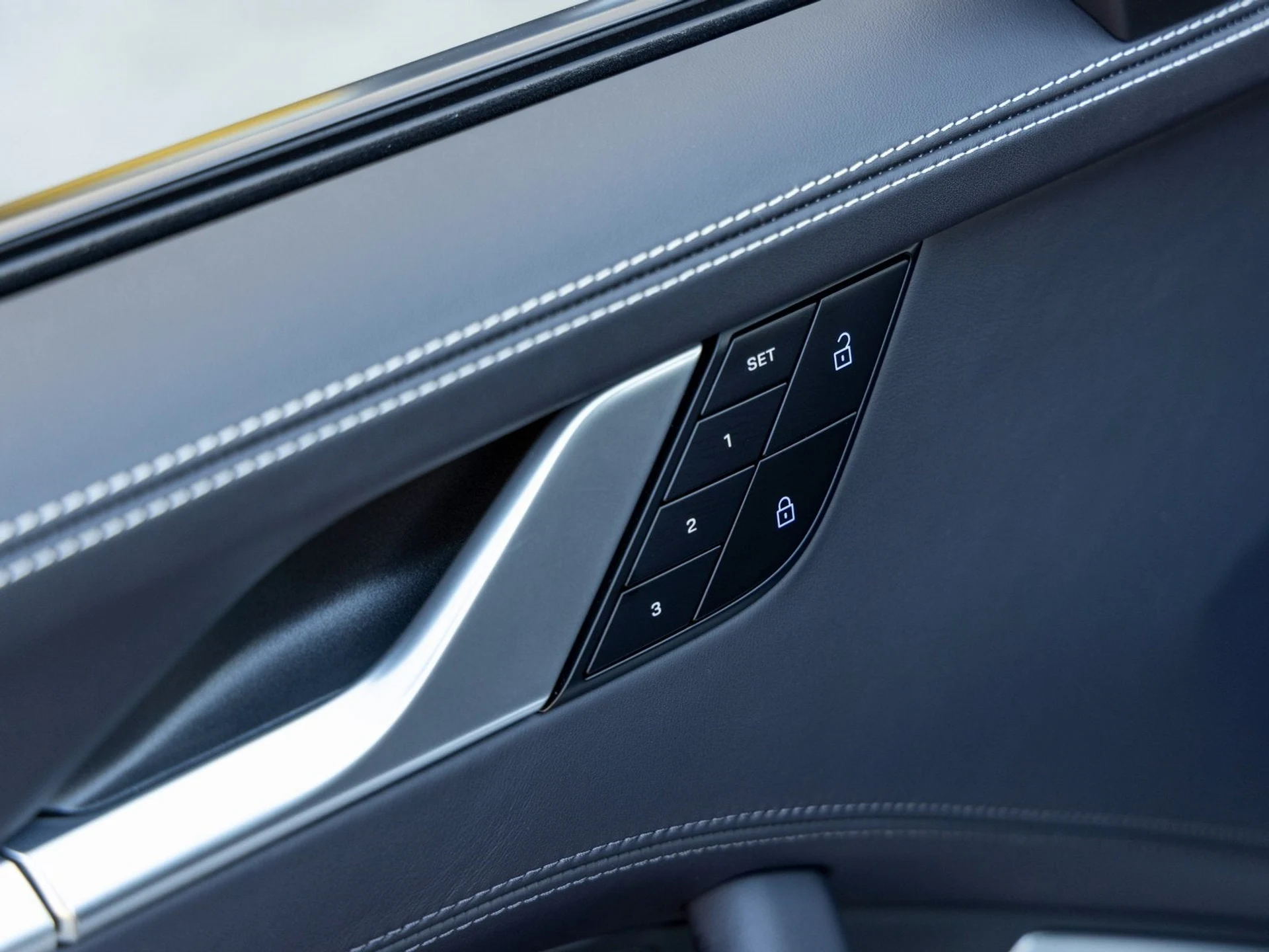 mph023_2030004637_24_85afcbc892